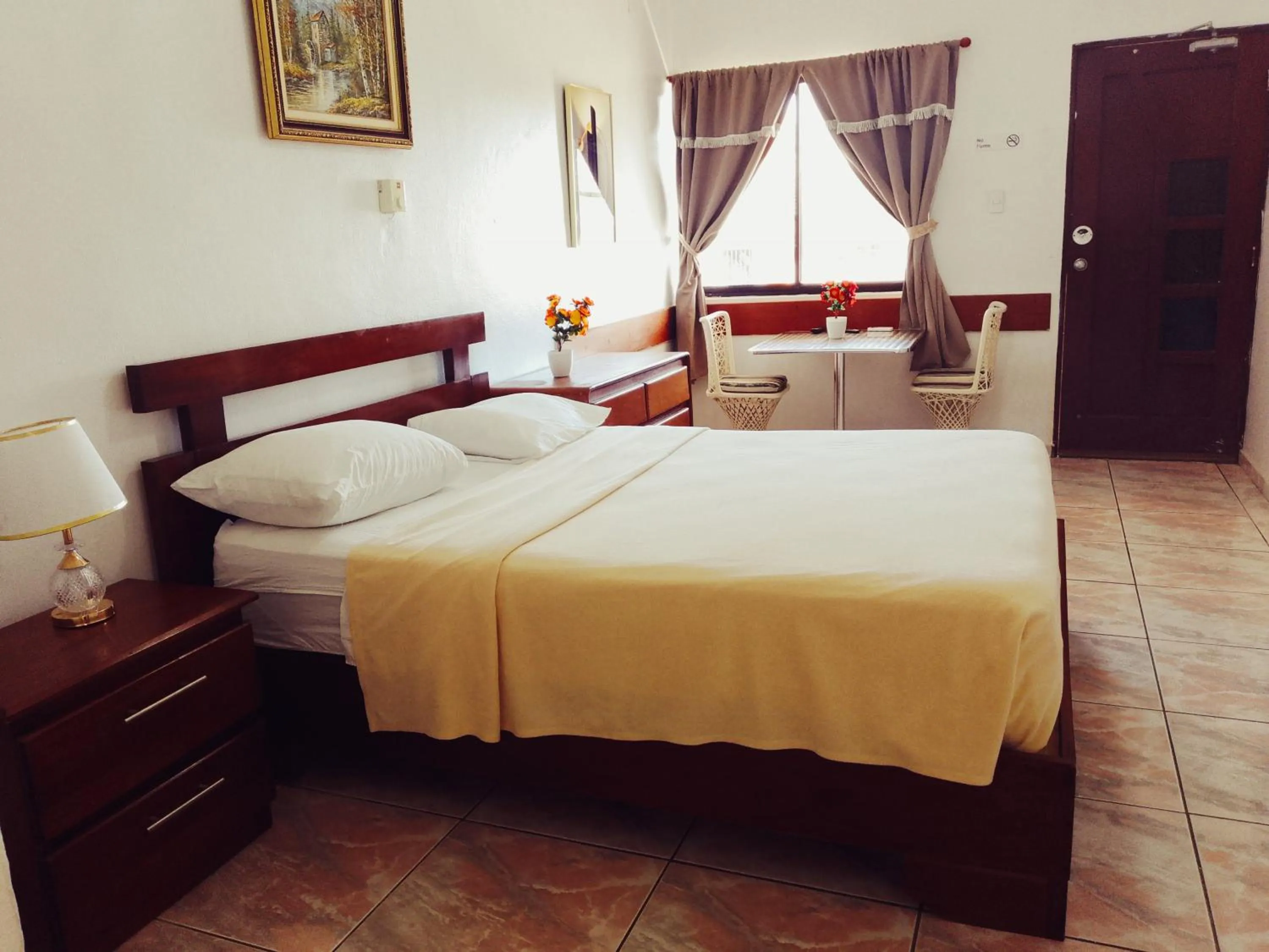 Photo of the whole room, Bed in Hotel Garant & Suites