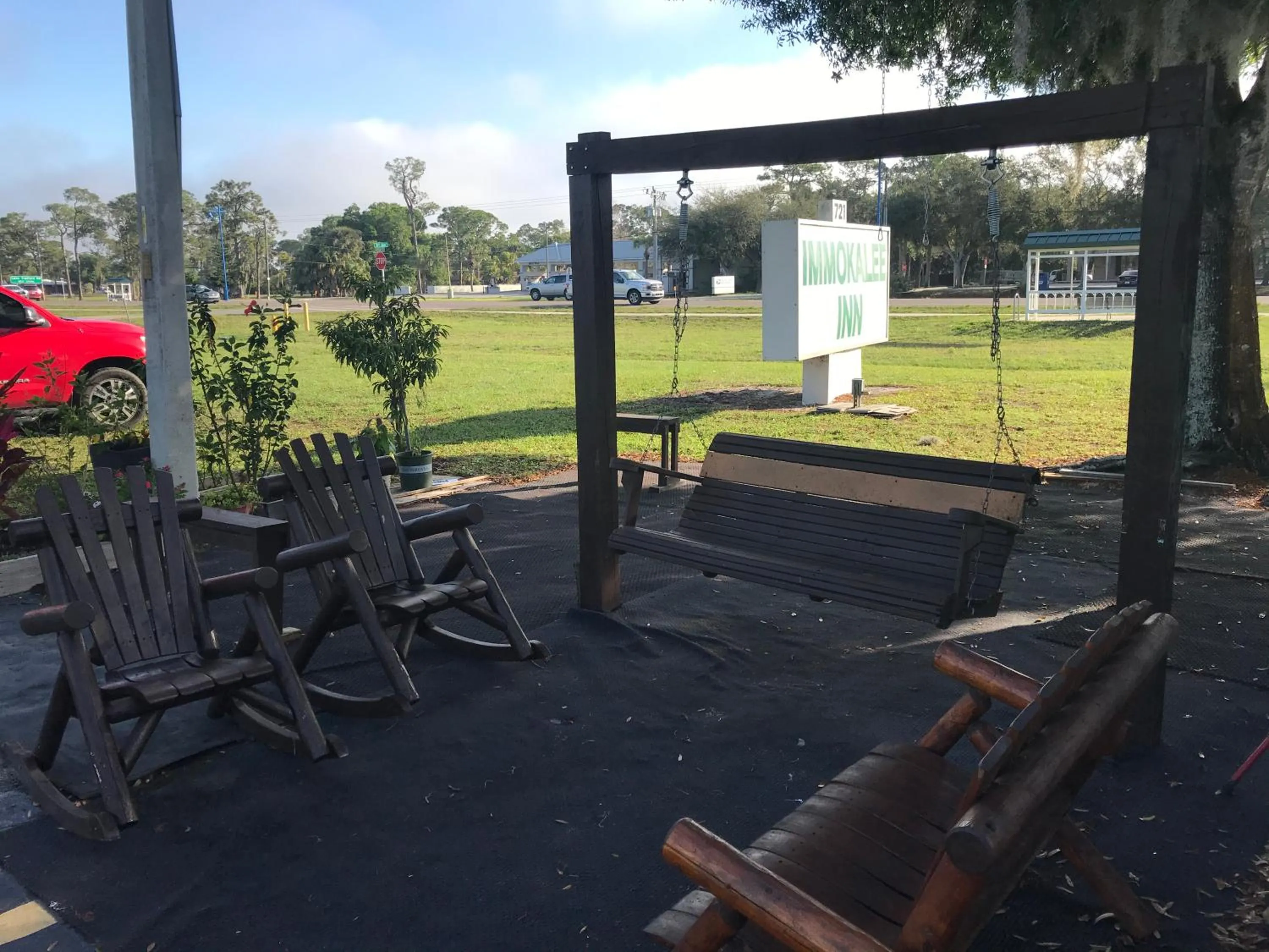 Property building in Immokalee Inn