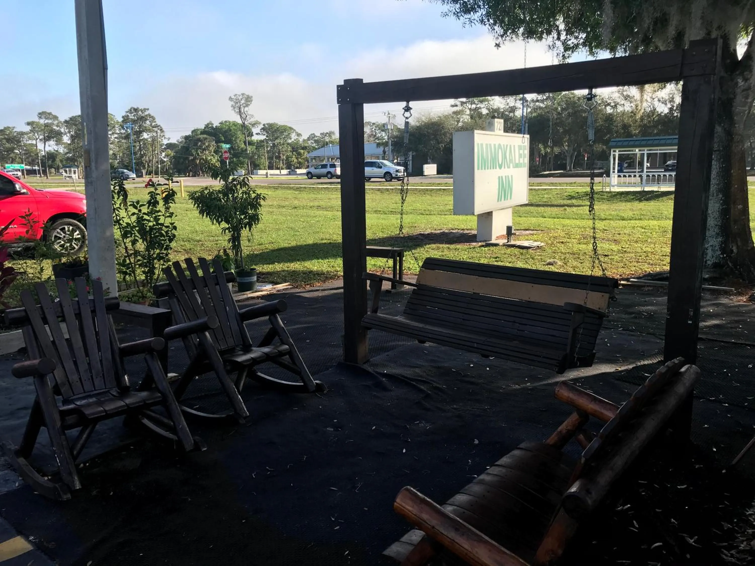 Property building in Immokalee Inn