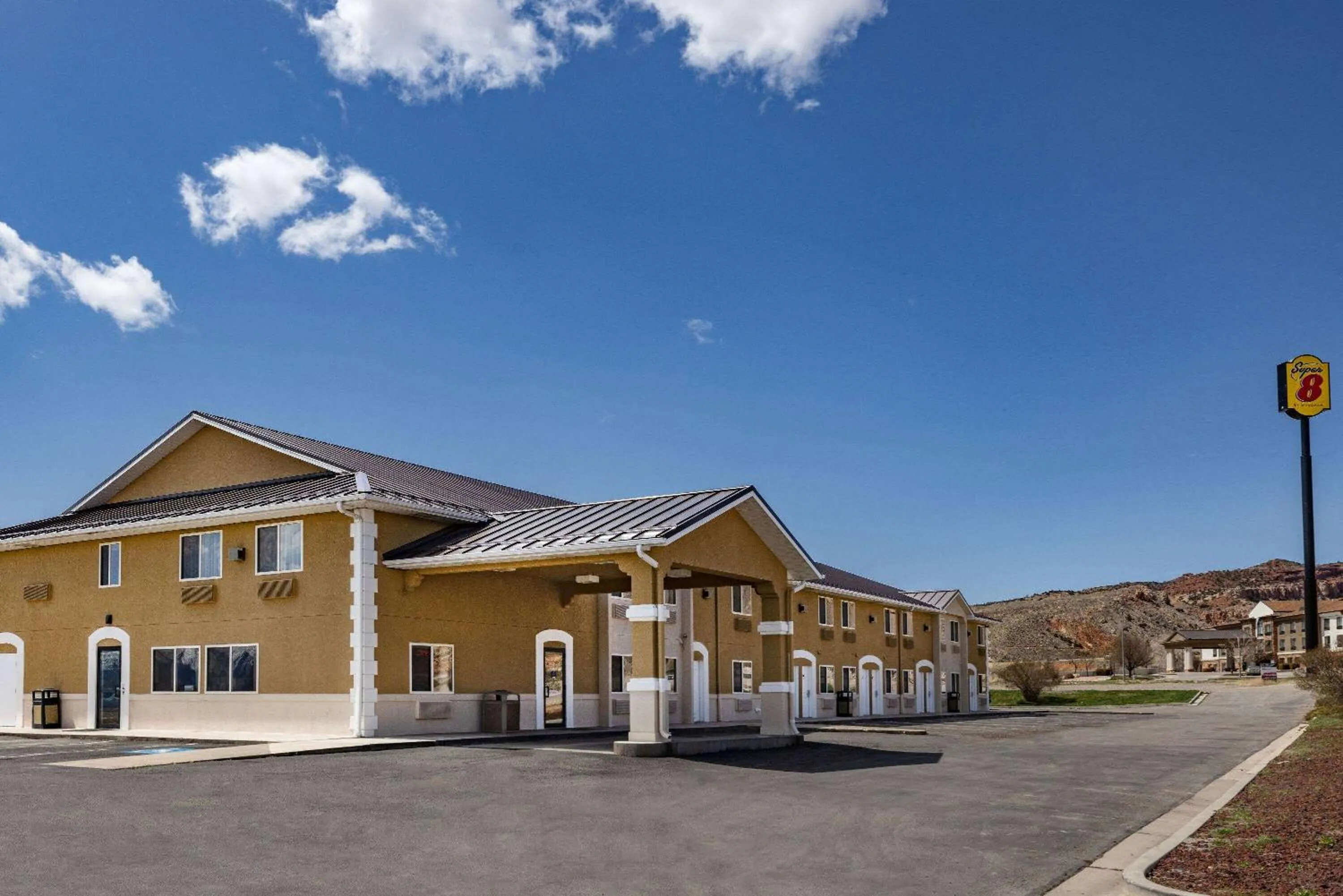 Property building in Super 8 by Wyndham Richfield UT