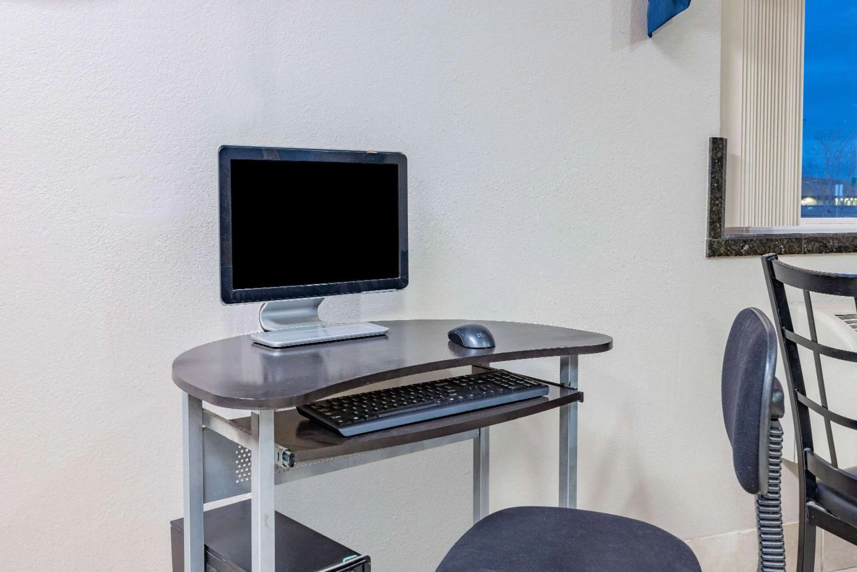 Business facilities in Super 8 by Wyndham Richfield UT