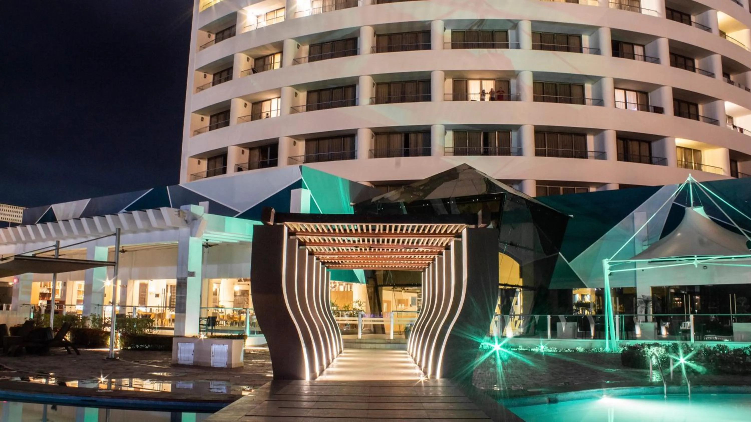 Fitness centre/facilities in Holiday Inn Tuxpan - Convention Center by IHG