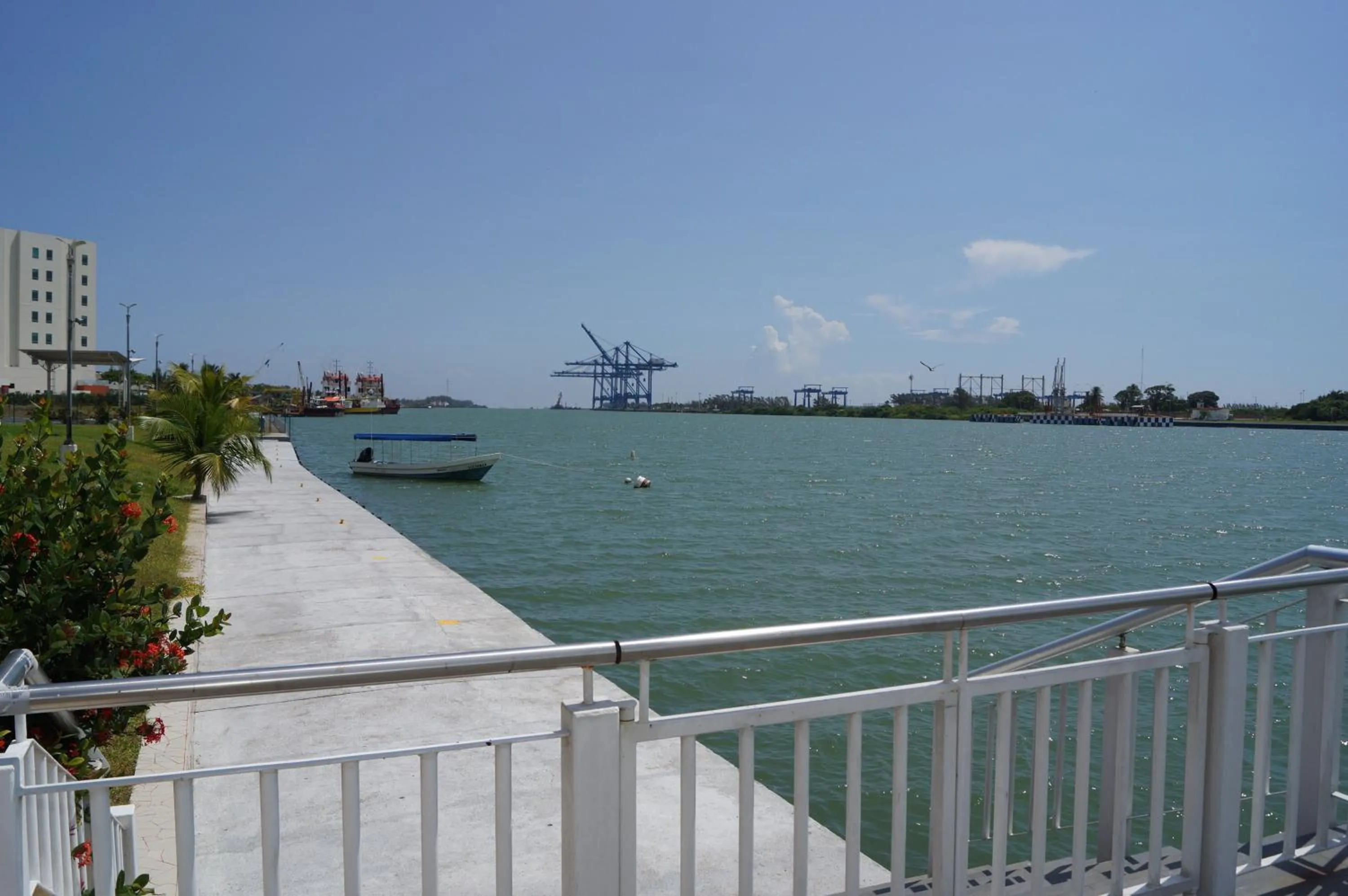 Property building in Holiday Inn Tuxpan - Convention Center by IHG