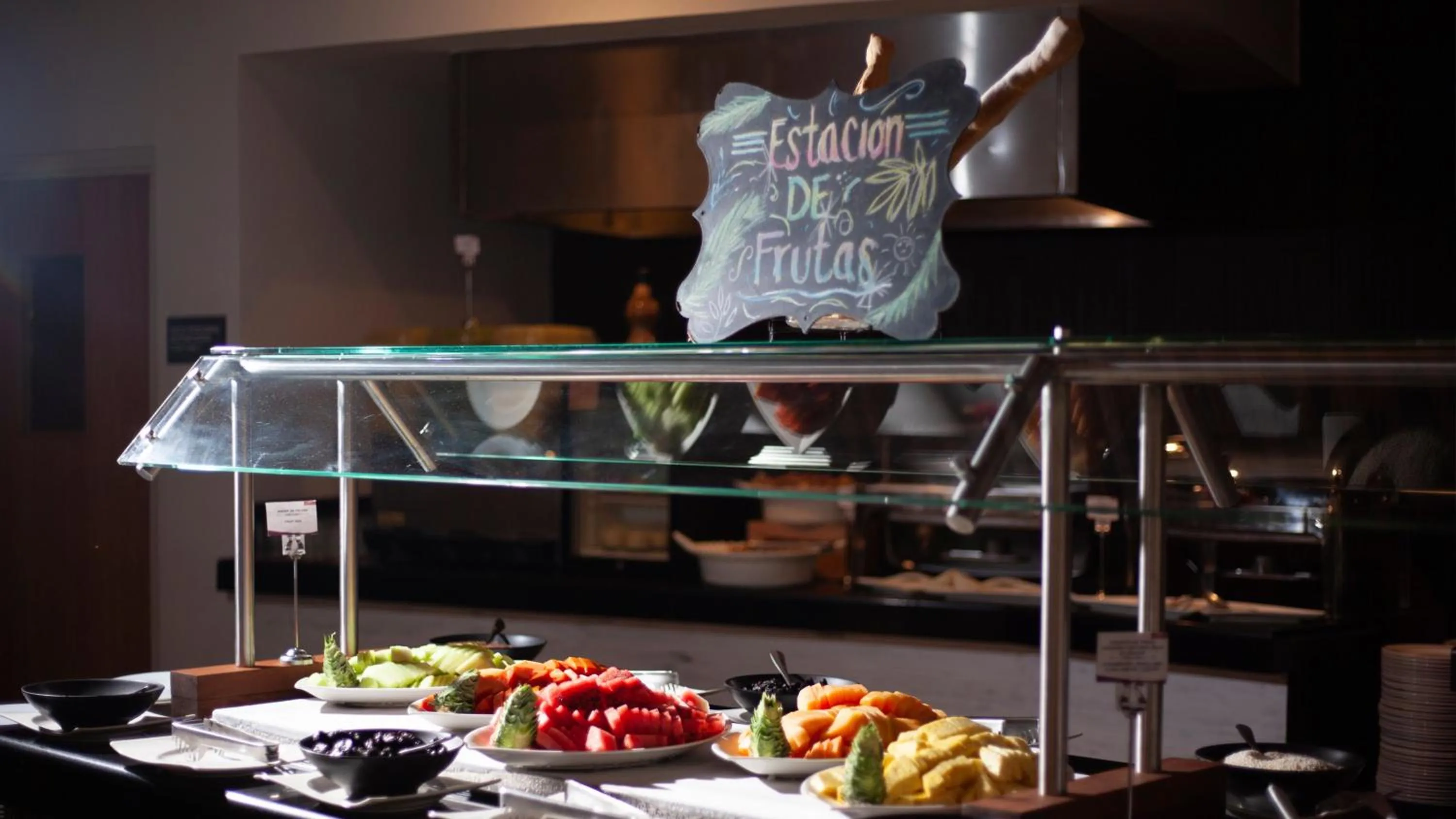 Breakfast in Holiday Inn Tuxpan - Convention Center by IHG