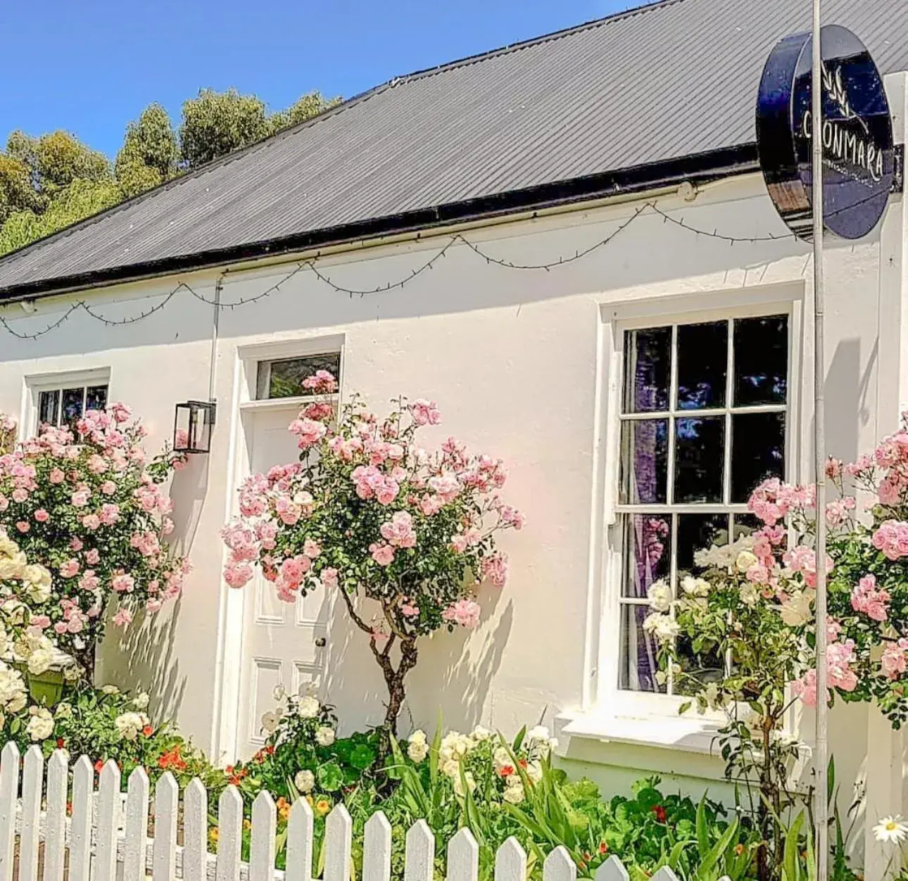 Property building in Clonmara Country House and Cottages Property building in Clonmara Country House and Cottages