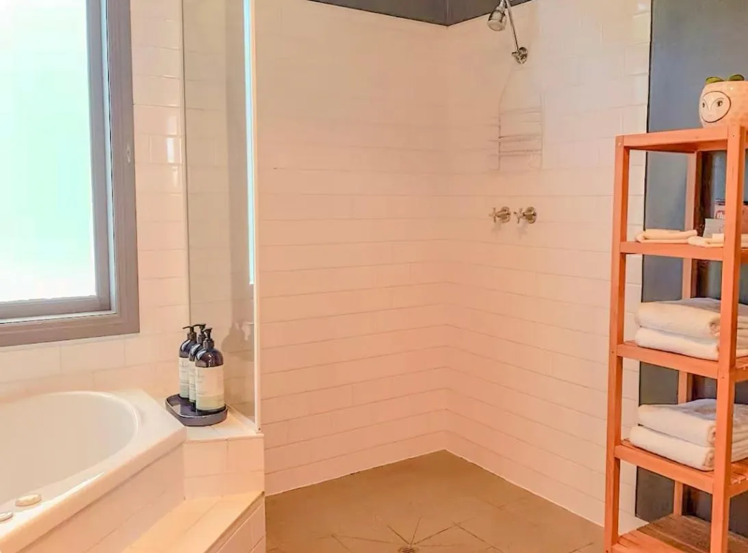 Clonmara Country House and Cottages