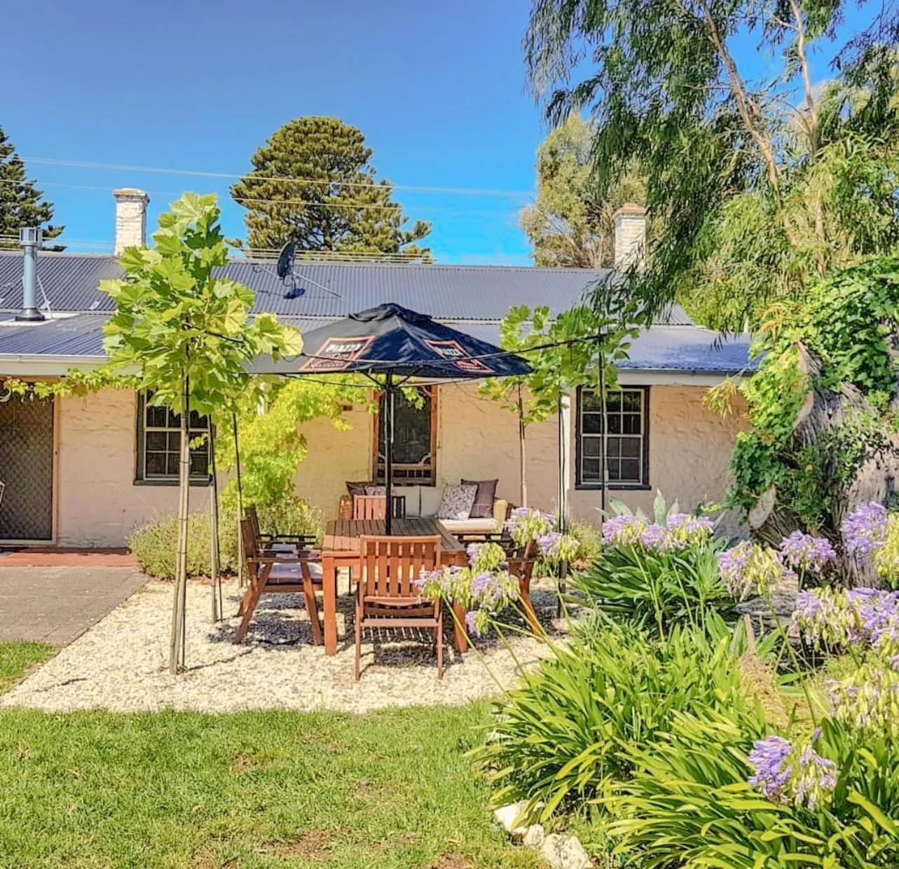 Clonmara Country House and Cottages