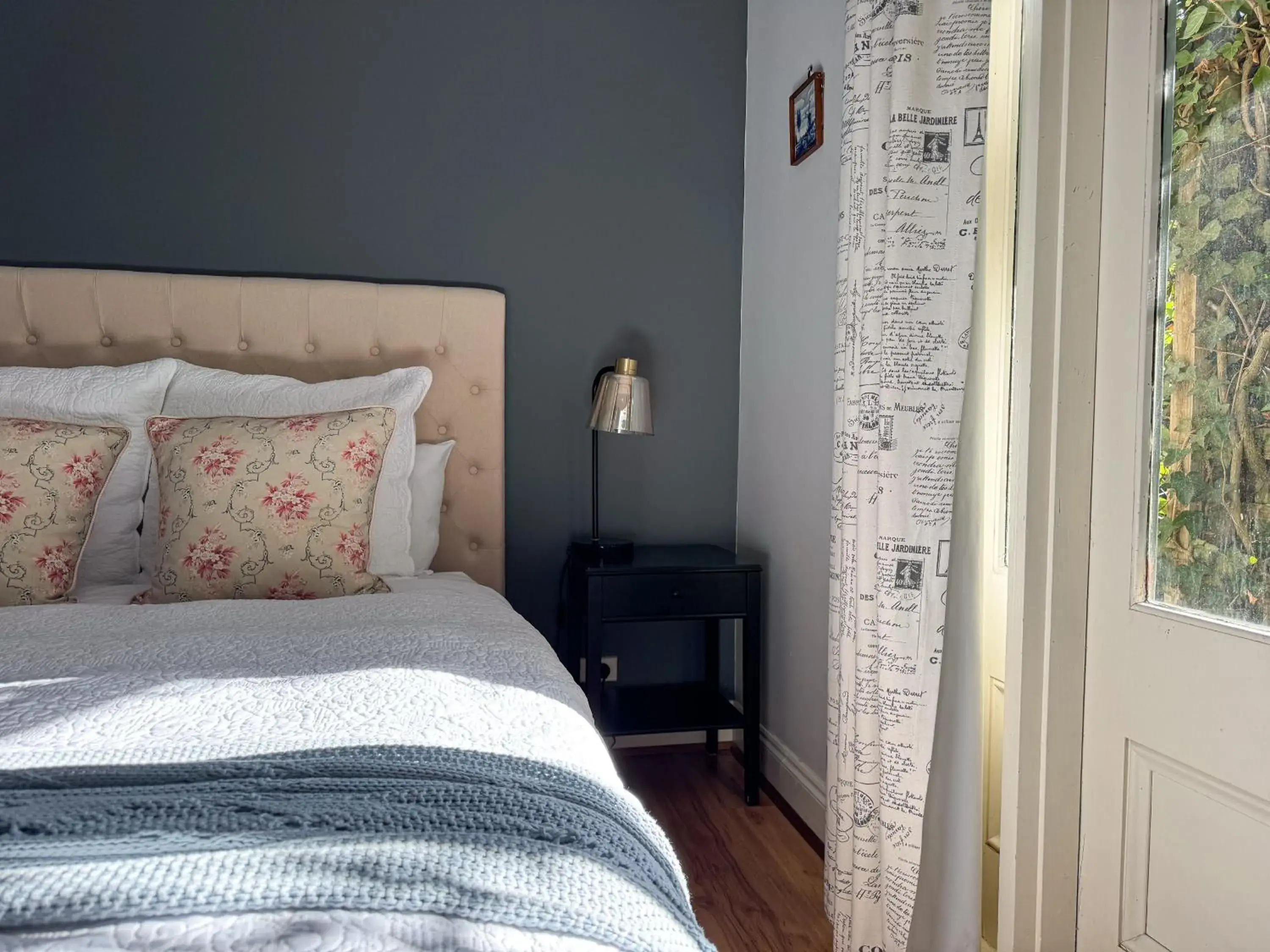 Bed in Clonmara Country House and Cottages Bed in Clonmara Country House and Cottages