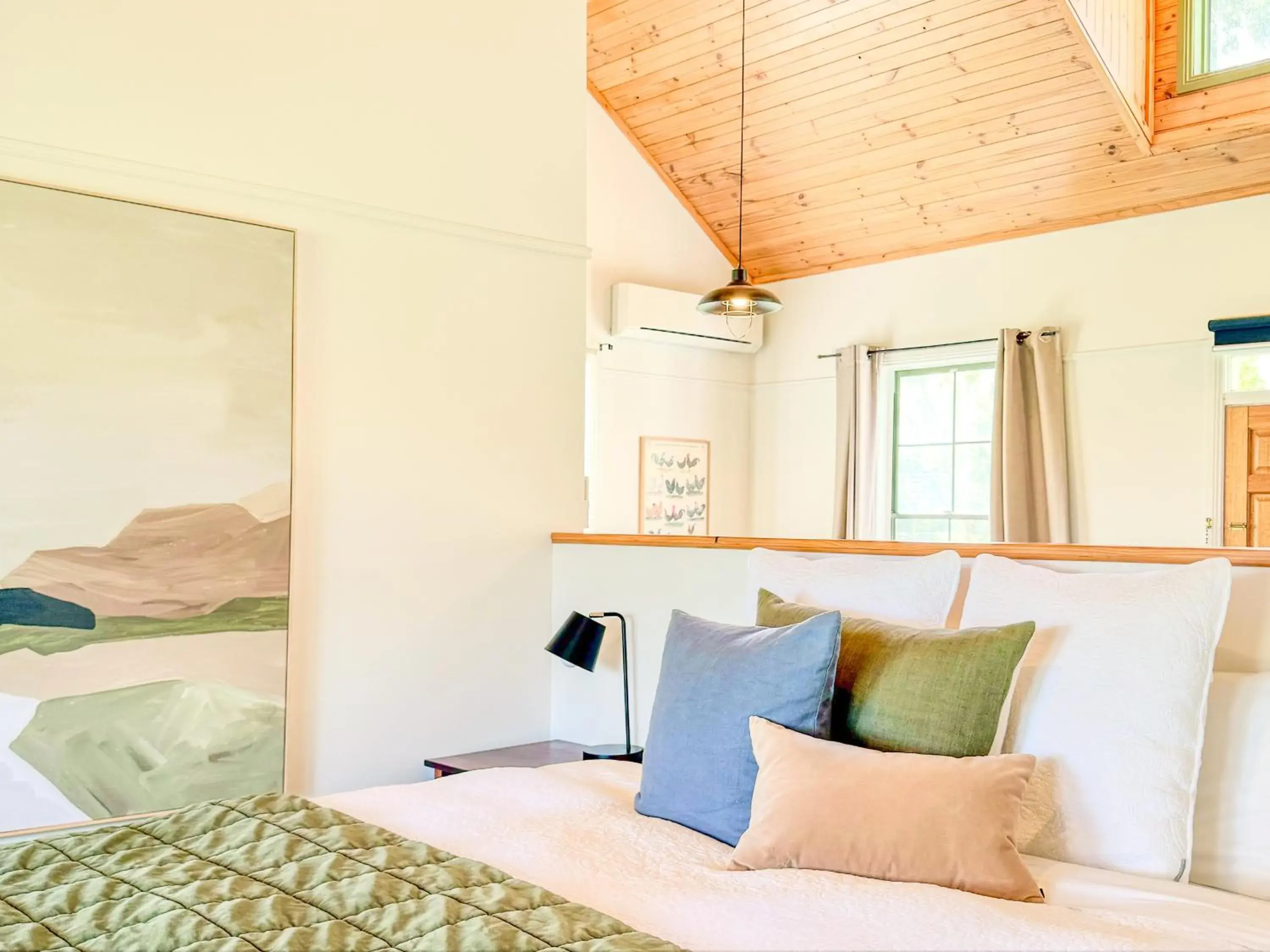 Bed in Clonmara Country House and Cottages Bed in Clonmara Country House and Cottages