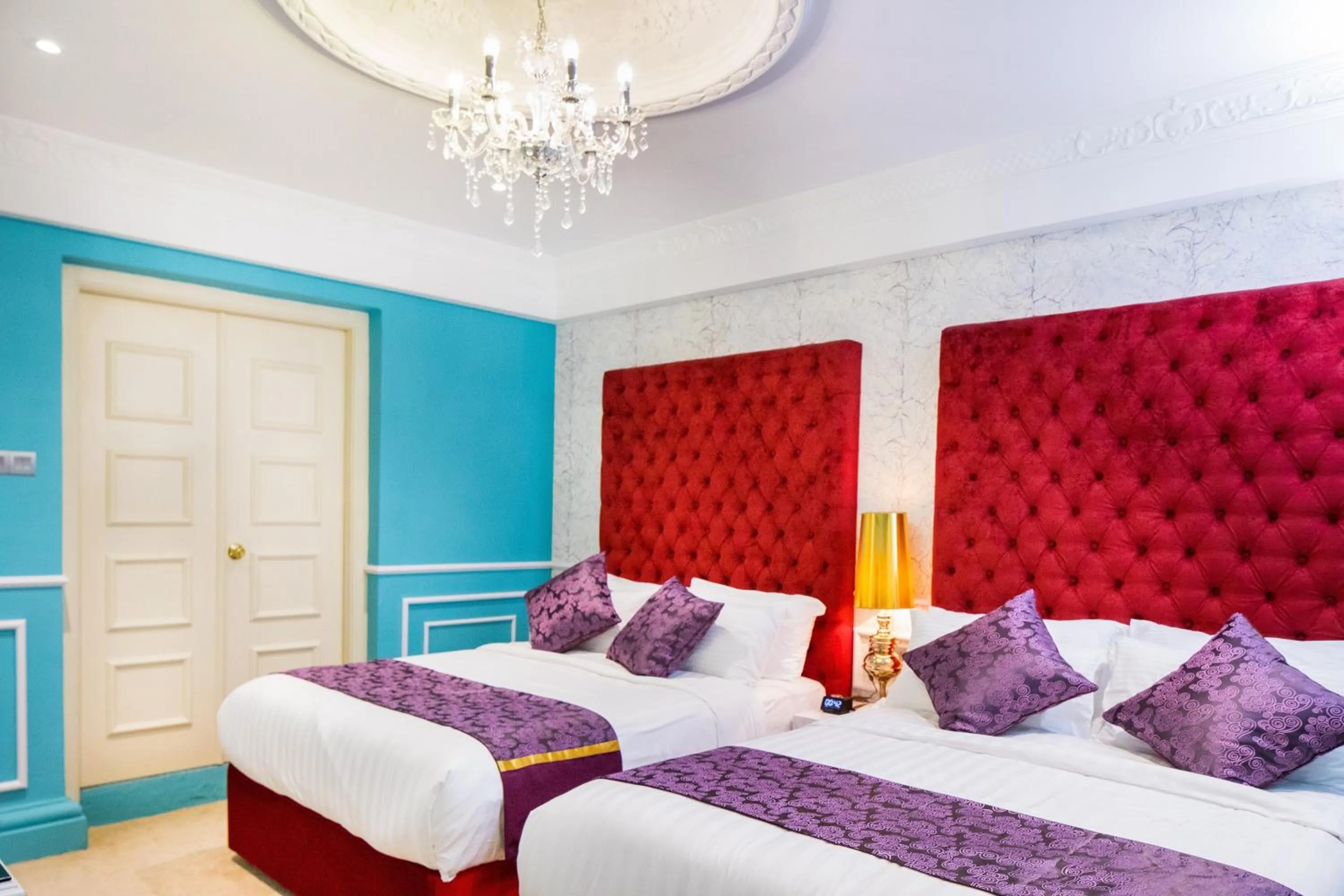 Bedroom, Bed in Apple Heritage Hotel