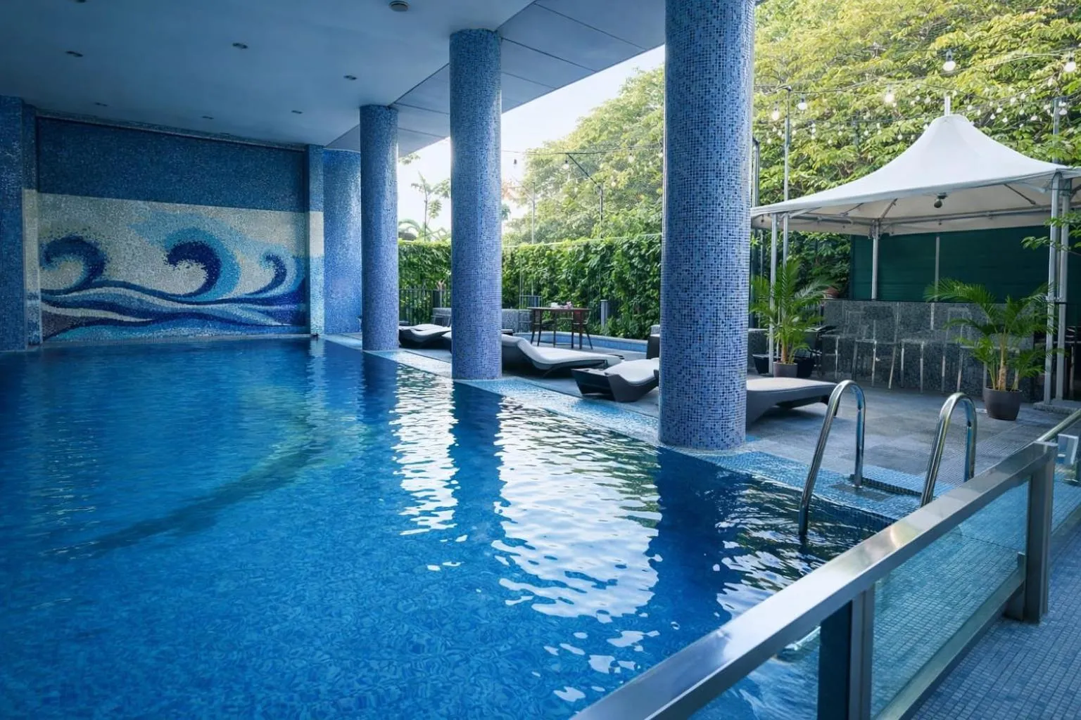 Swimming pool in Saj Luciya -A Classified 4 Star Hotel