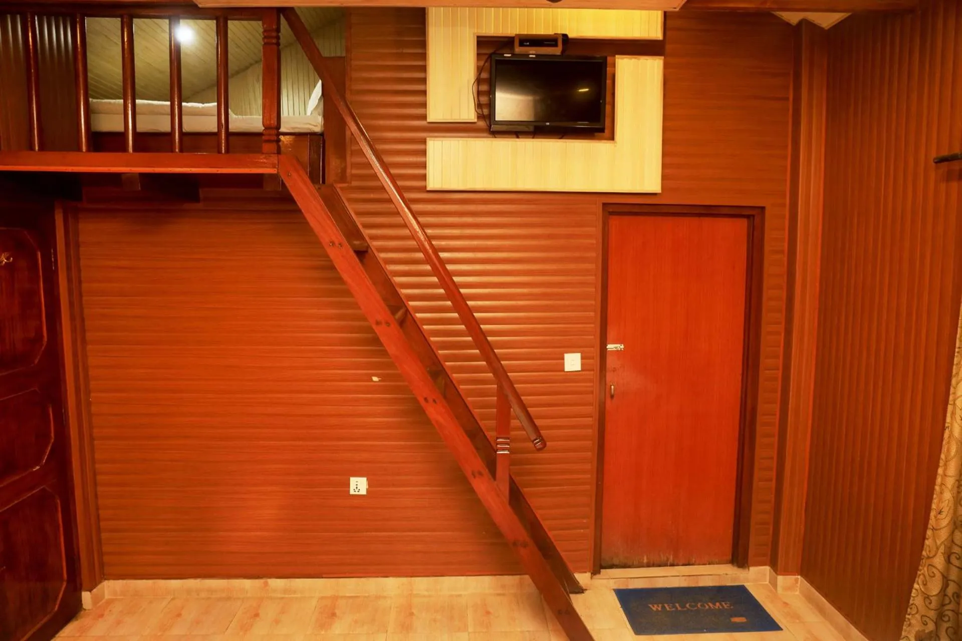 Chitwan Forest Resort with swimming pool , Chitwan National Park