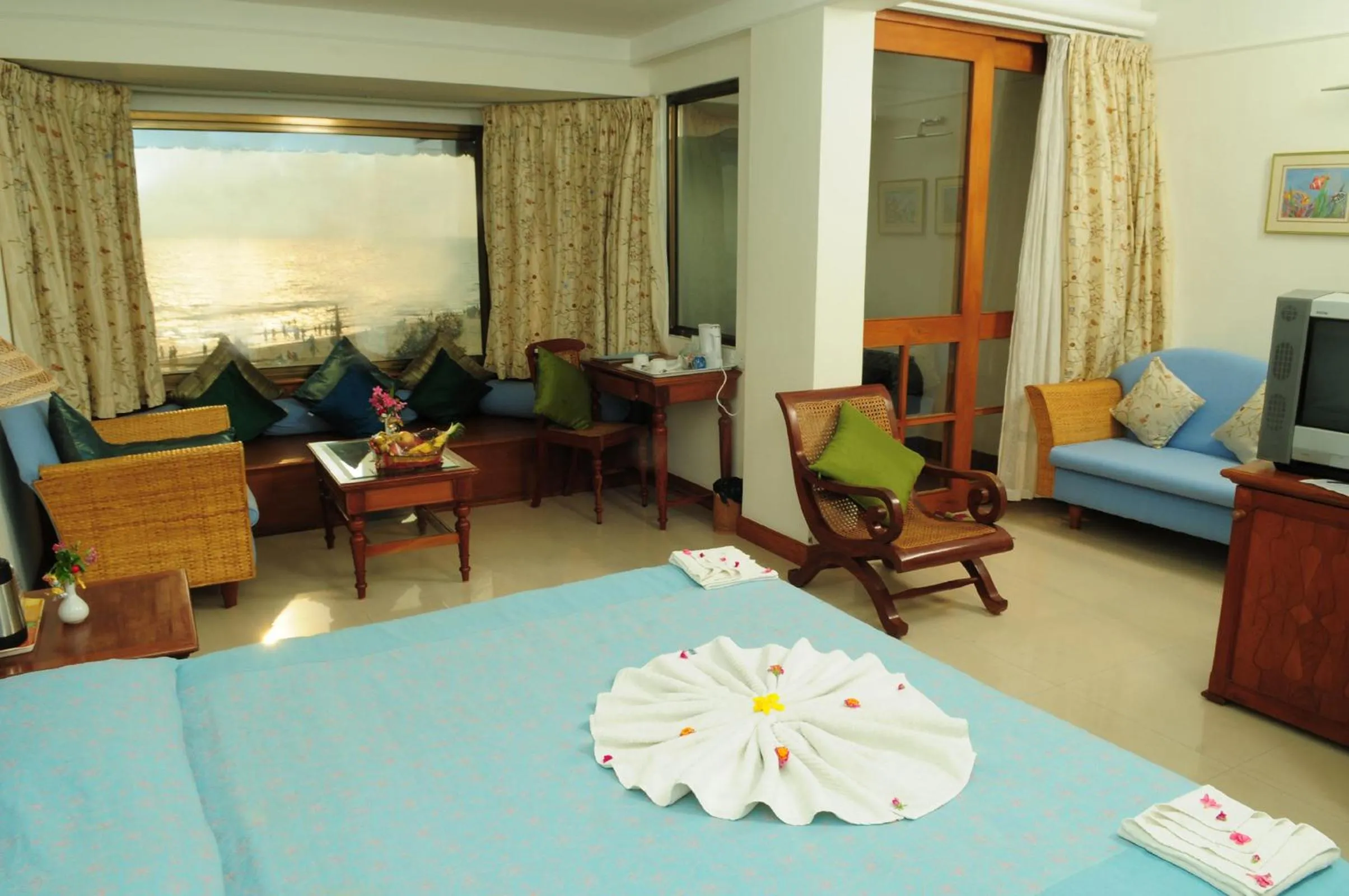 Balcony/Terrace, Seating Area in Hindustan Beach Retreat