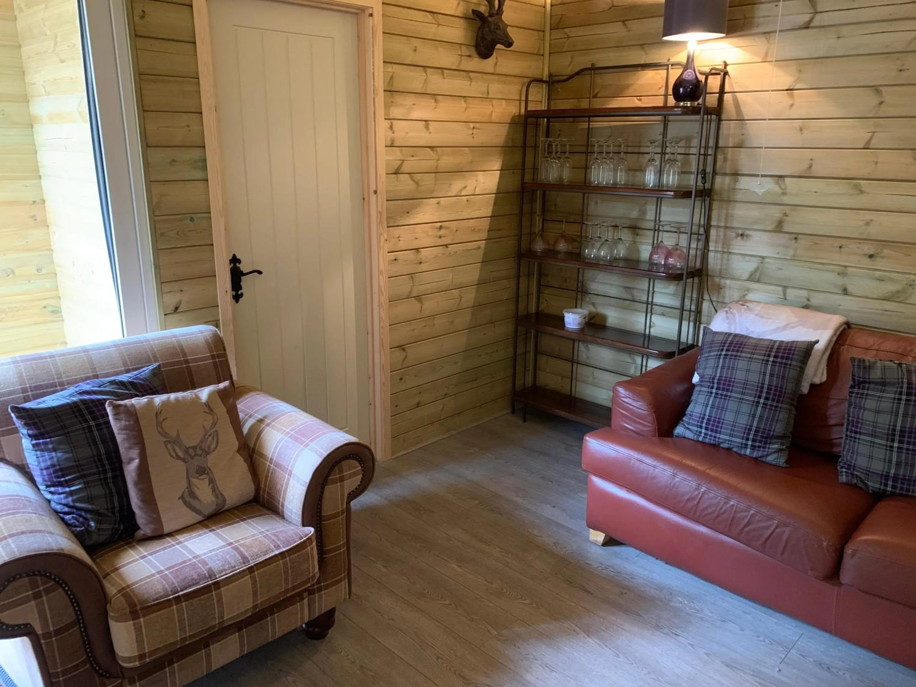 Living room in Bedrock Lodge