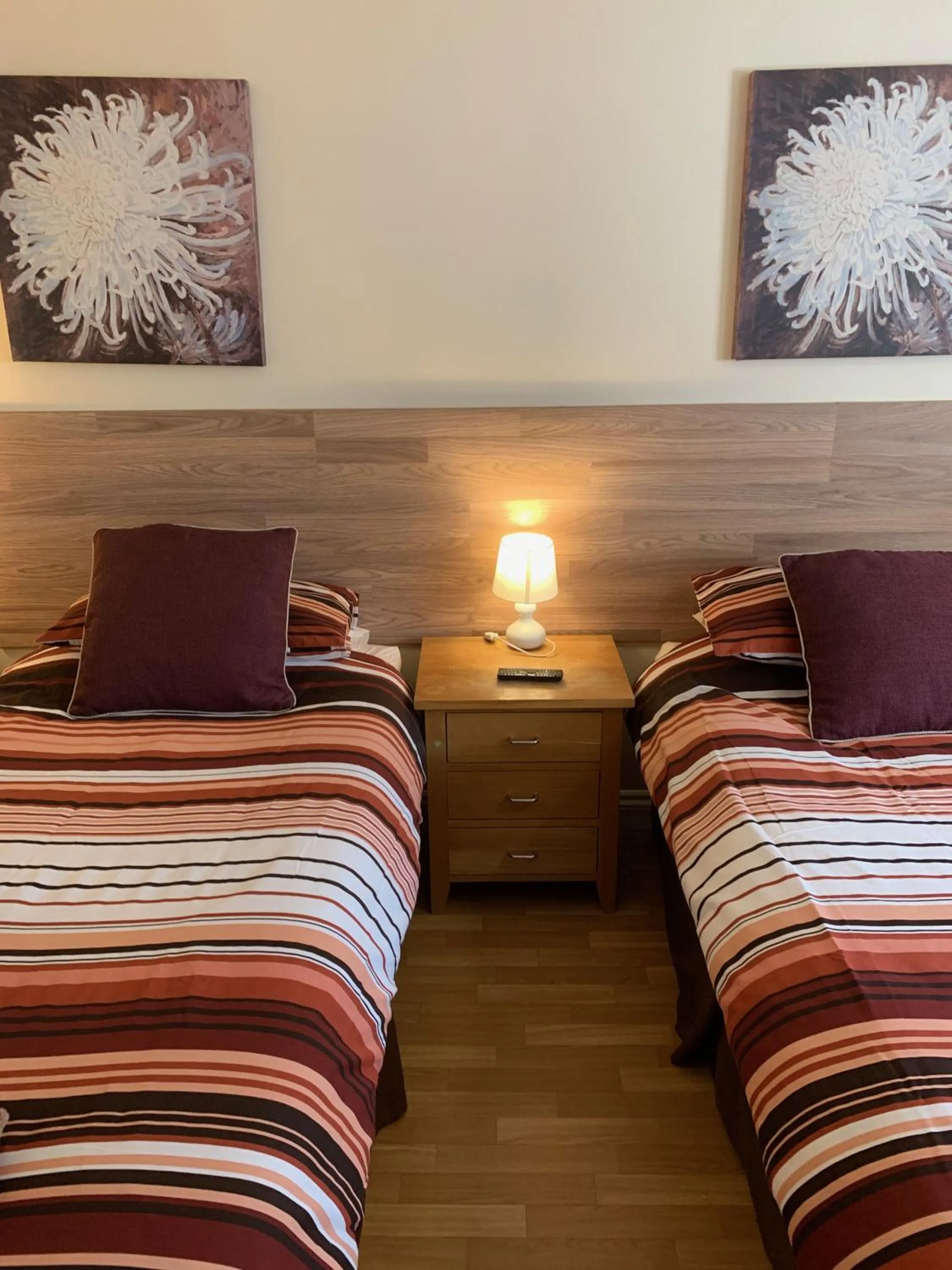 Photo of the whole room, Bed in Bedrock Lodge