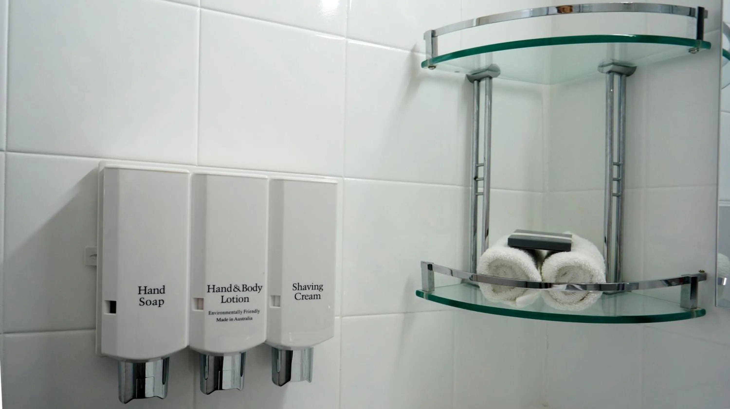 Bathroom in Highway Motor Inn Taree