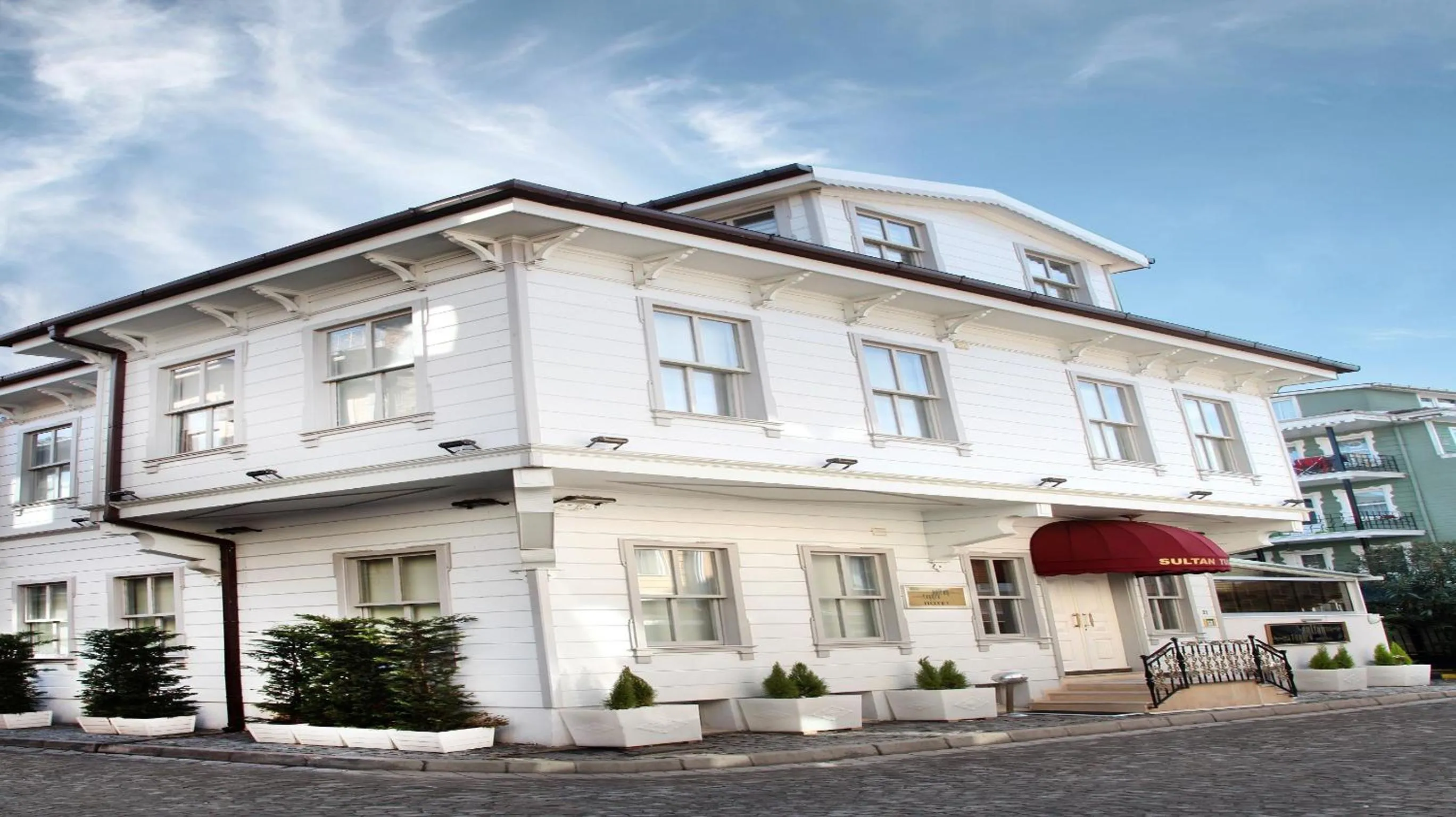 Facade/entrance in Sultan Tughra Hotel