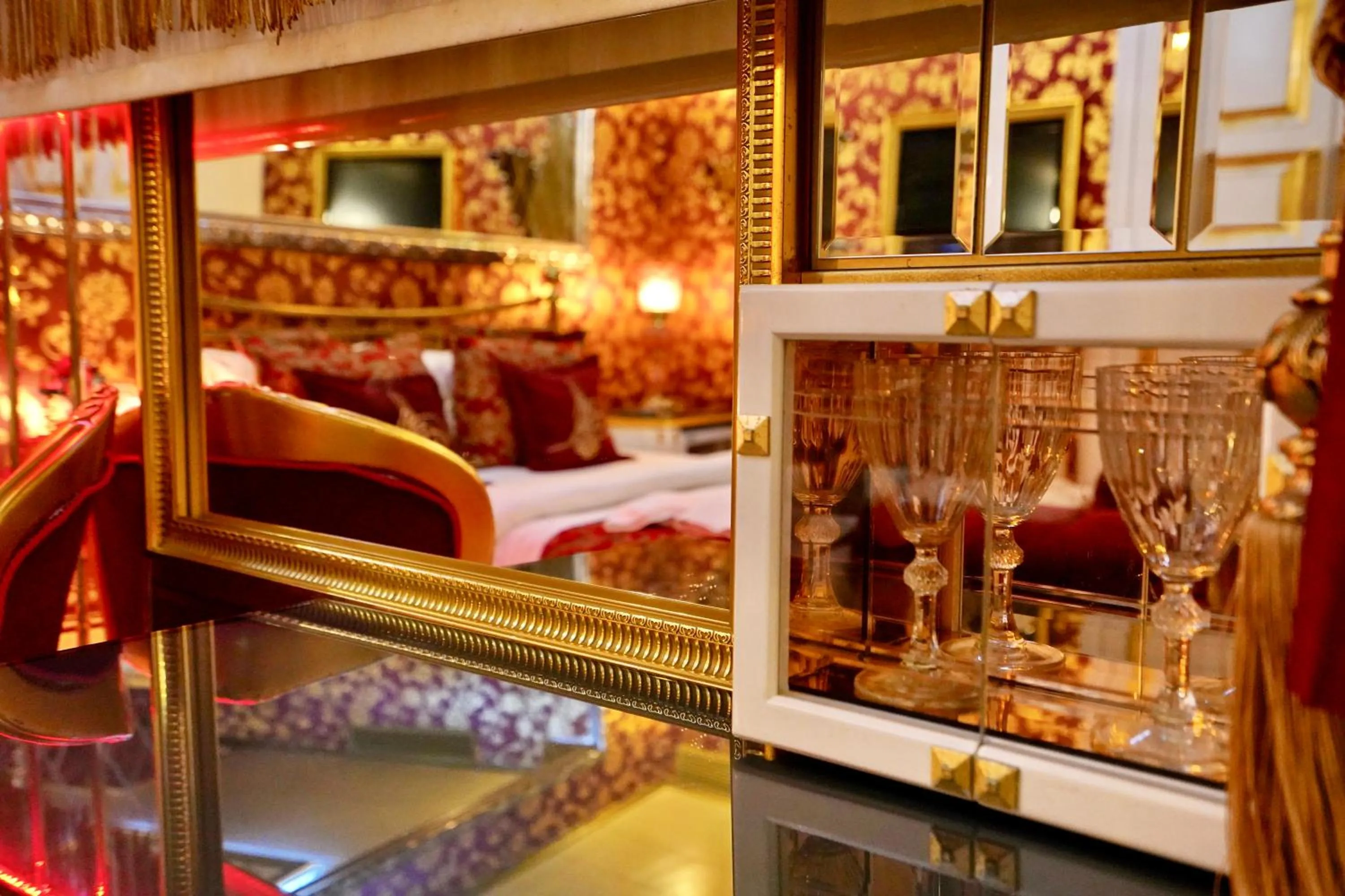 Decorative detail, Bed in Sultan Tughra Hotel