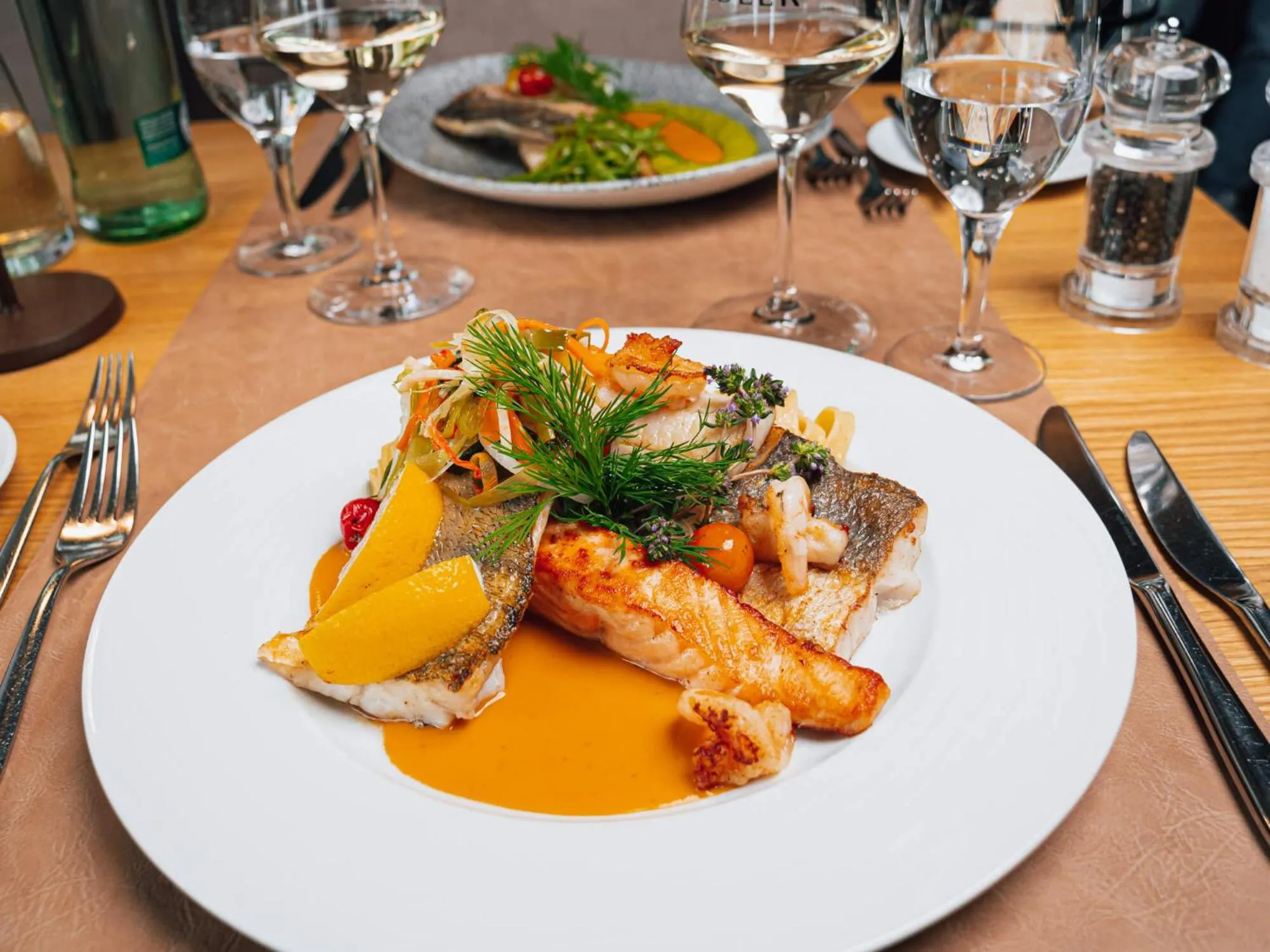 Restaurant/places to eat in Seehotel Adler