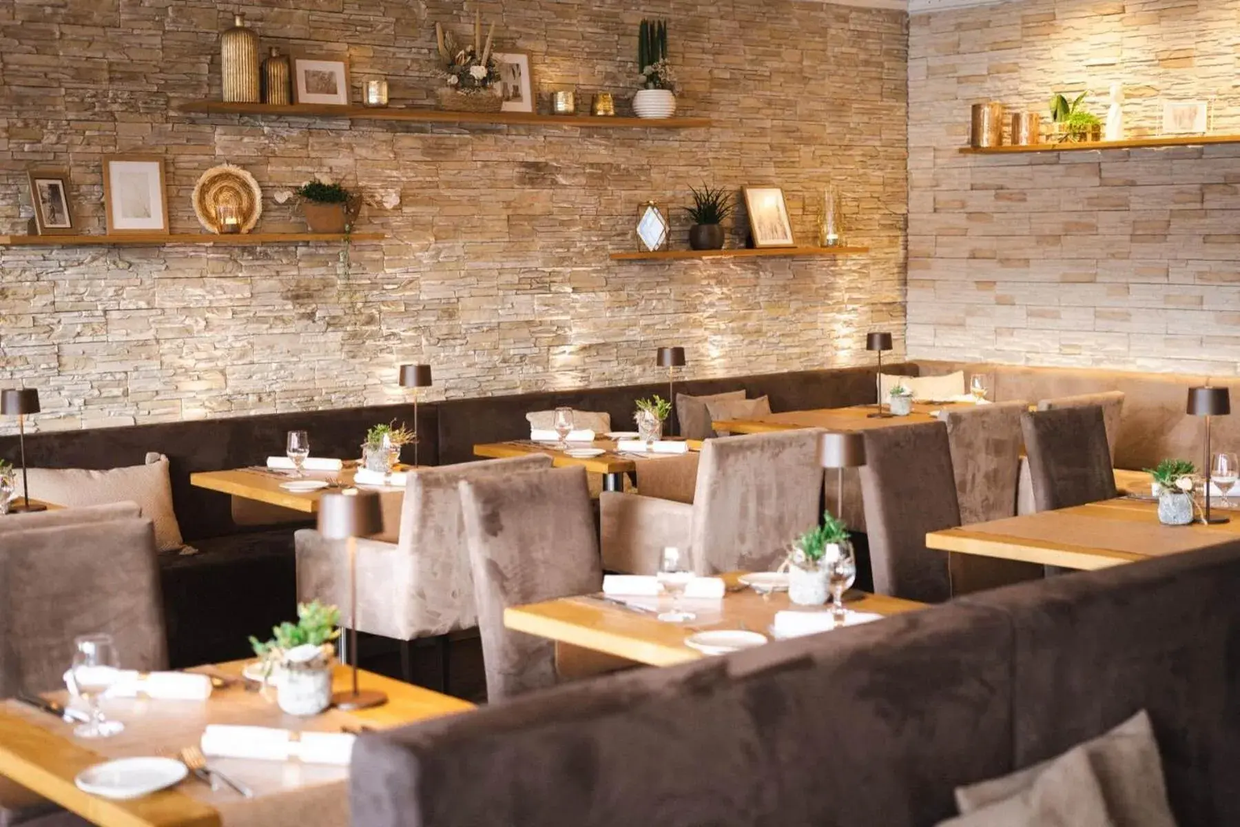 Restaurant/places to eat in Seehotel Adler Restaurant/places to eat in Seehotel Adler