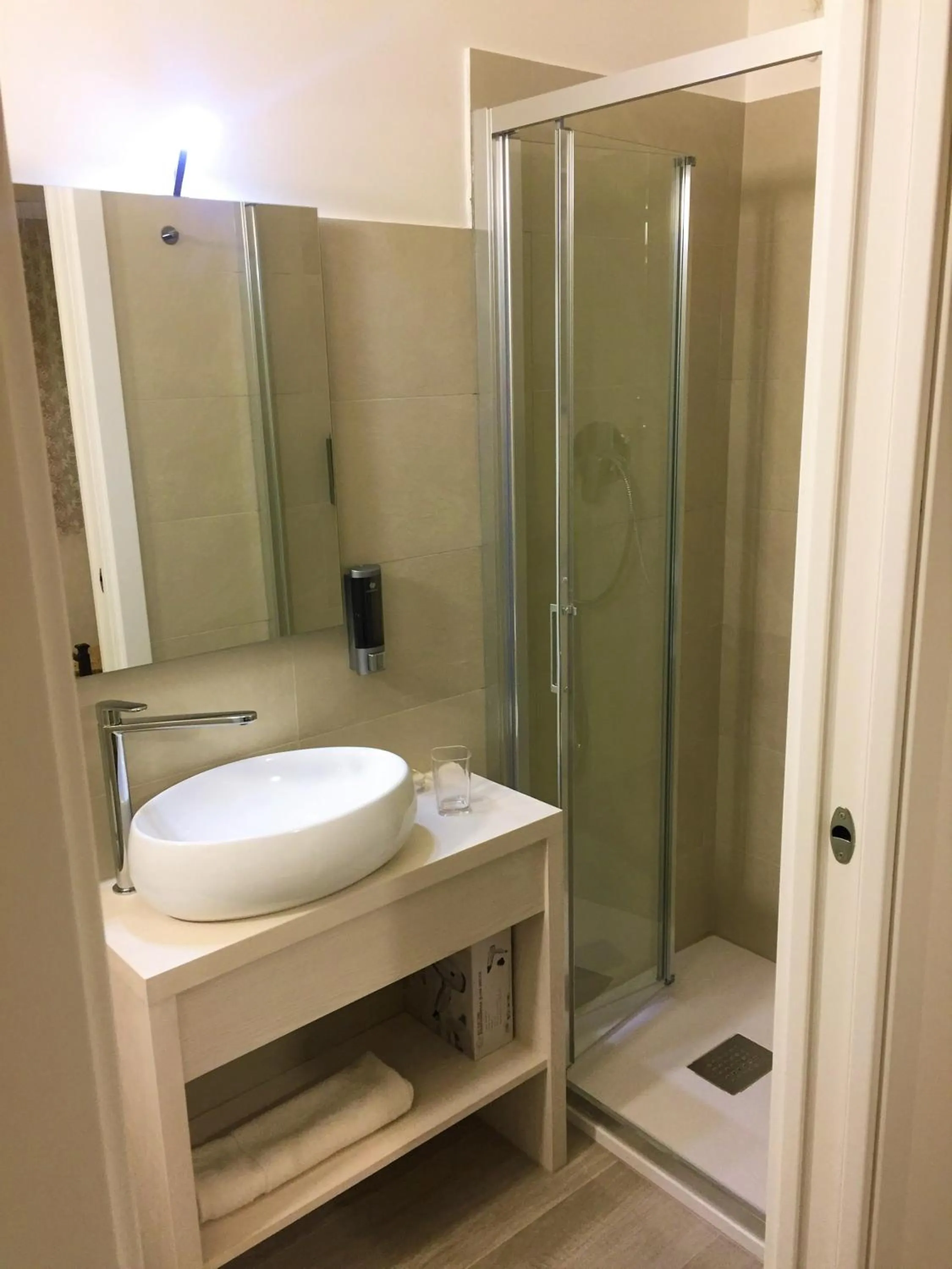 Shower in B&B L'arte è di casa