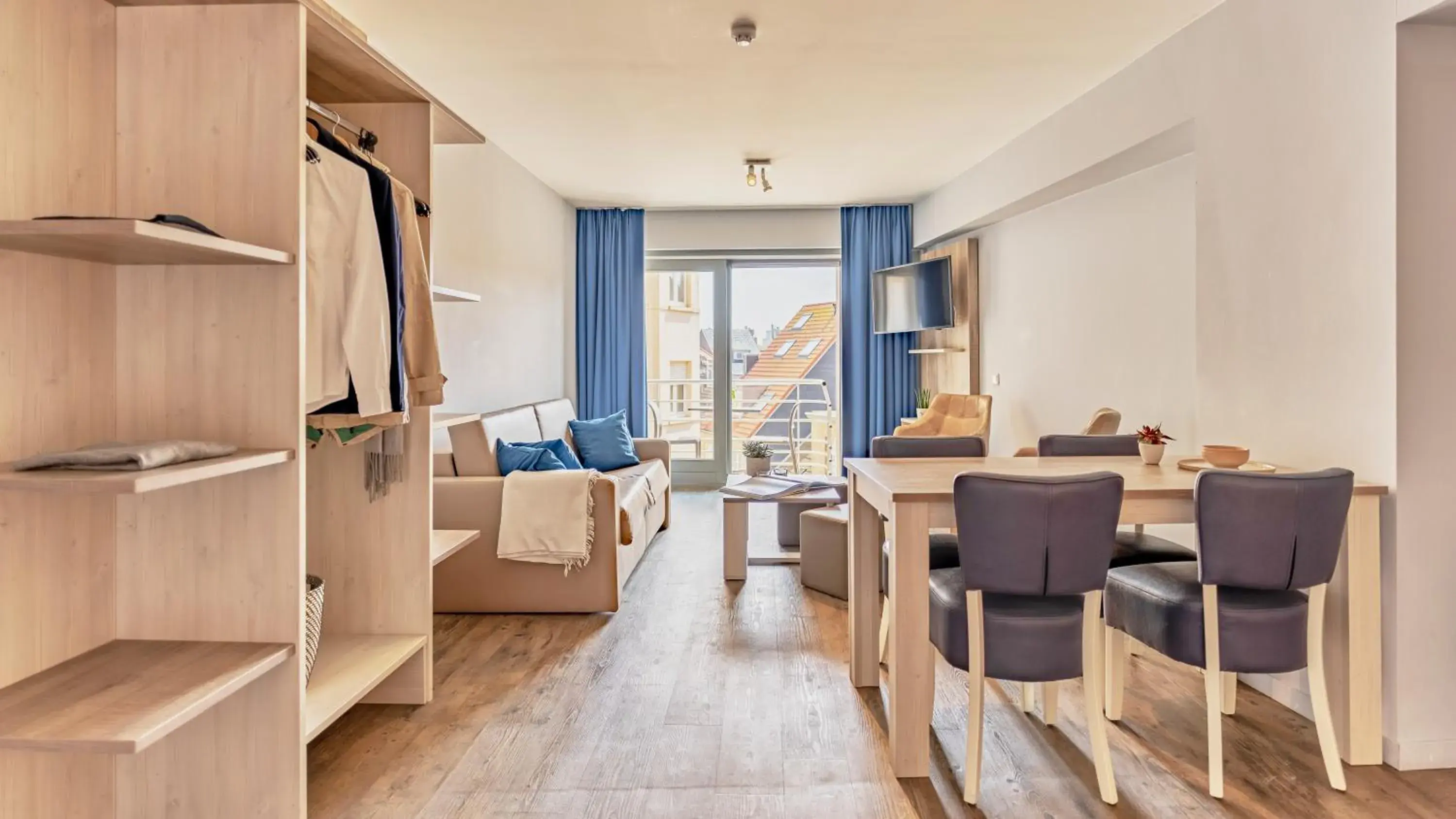 Studio with City view | 4p in Holiday Suites Blankenberge Studio with City view | 4p in Holiday Suites Blankenberge