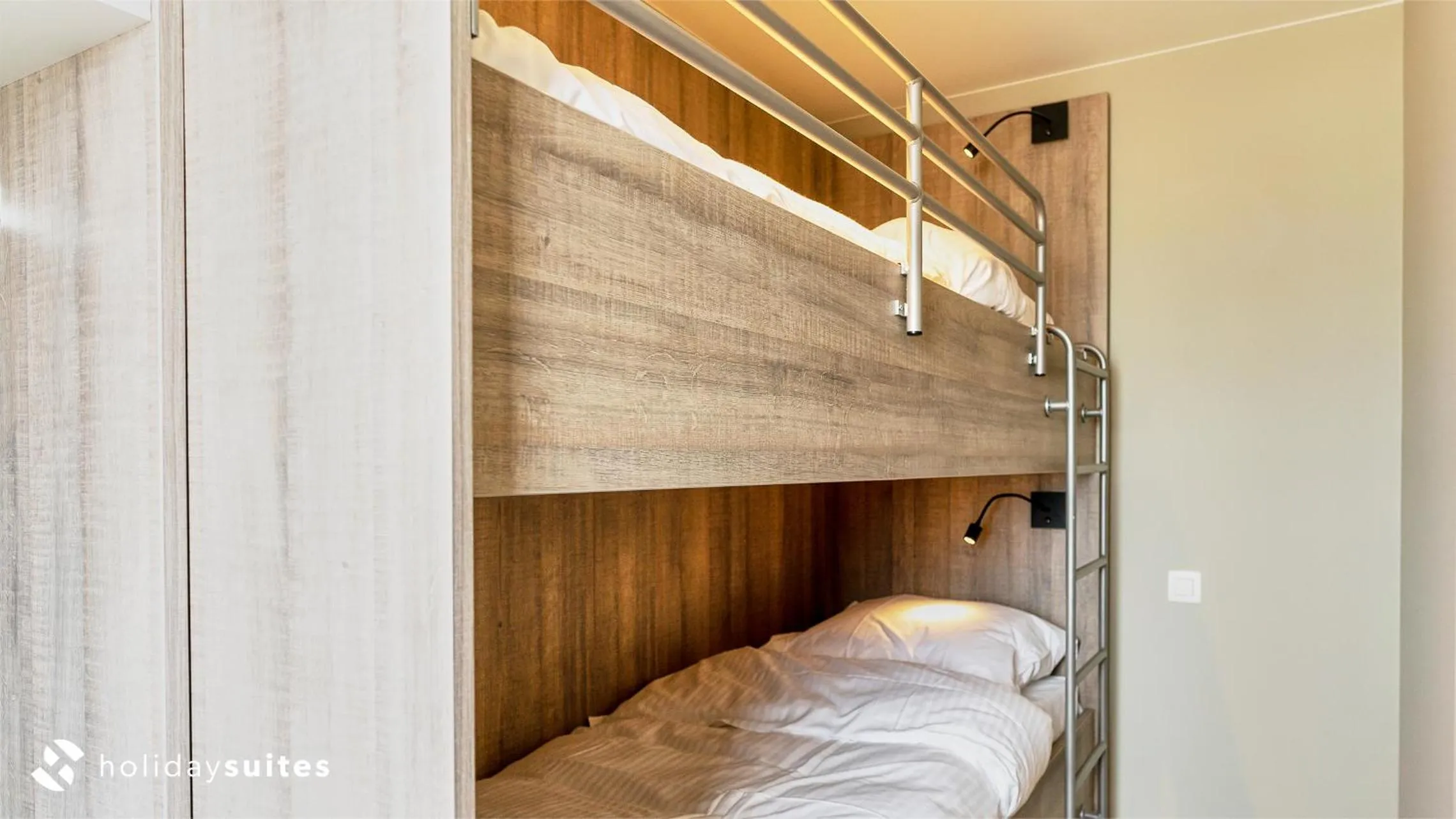 bunk bed, Bed in Holiday Suites Blankenberge