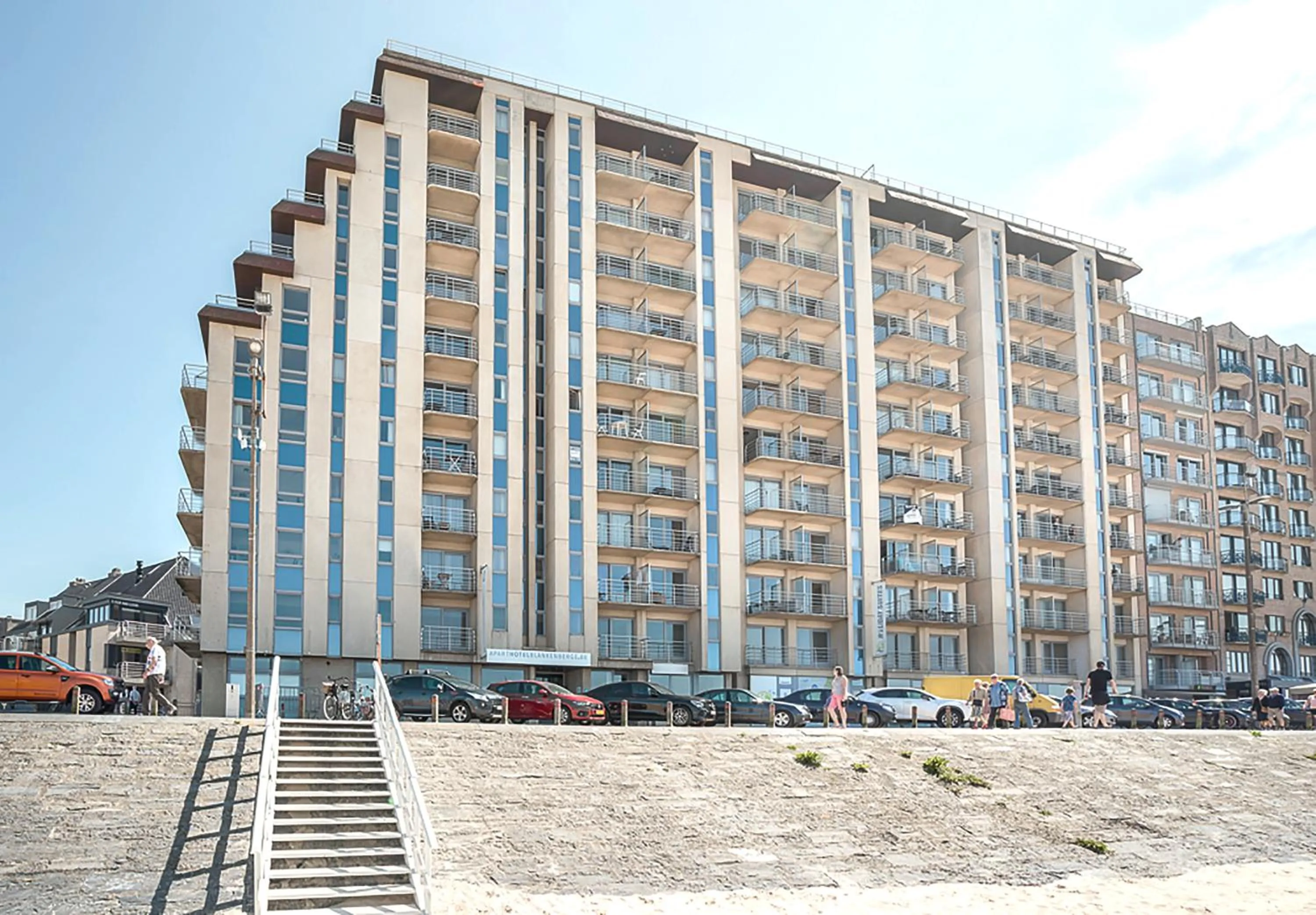 Property building in Holiday Suites Blankenberge