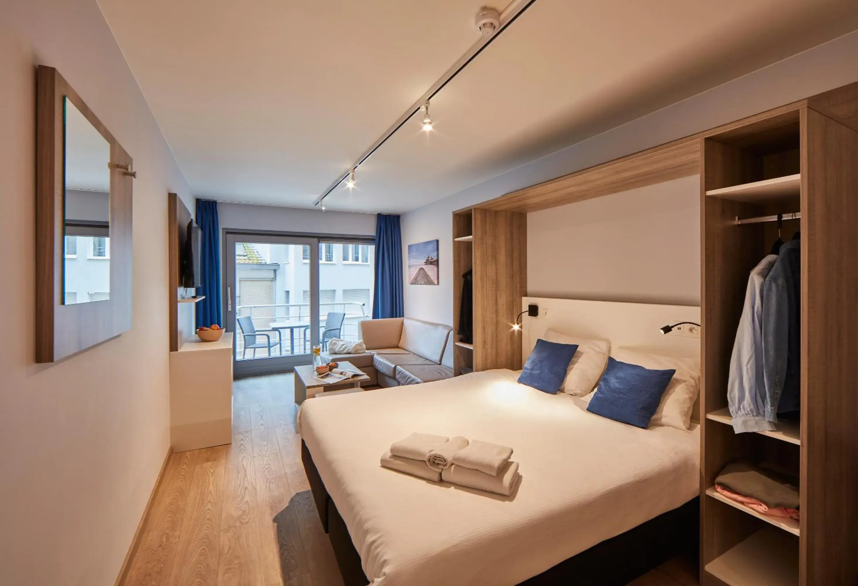 Studio With City View | 2p in Holiday Suites Blankenberge Studio With City View | 2p in Holiday Suites Blankenberge