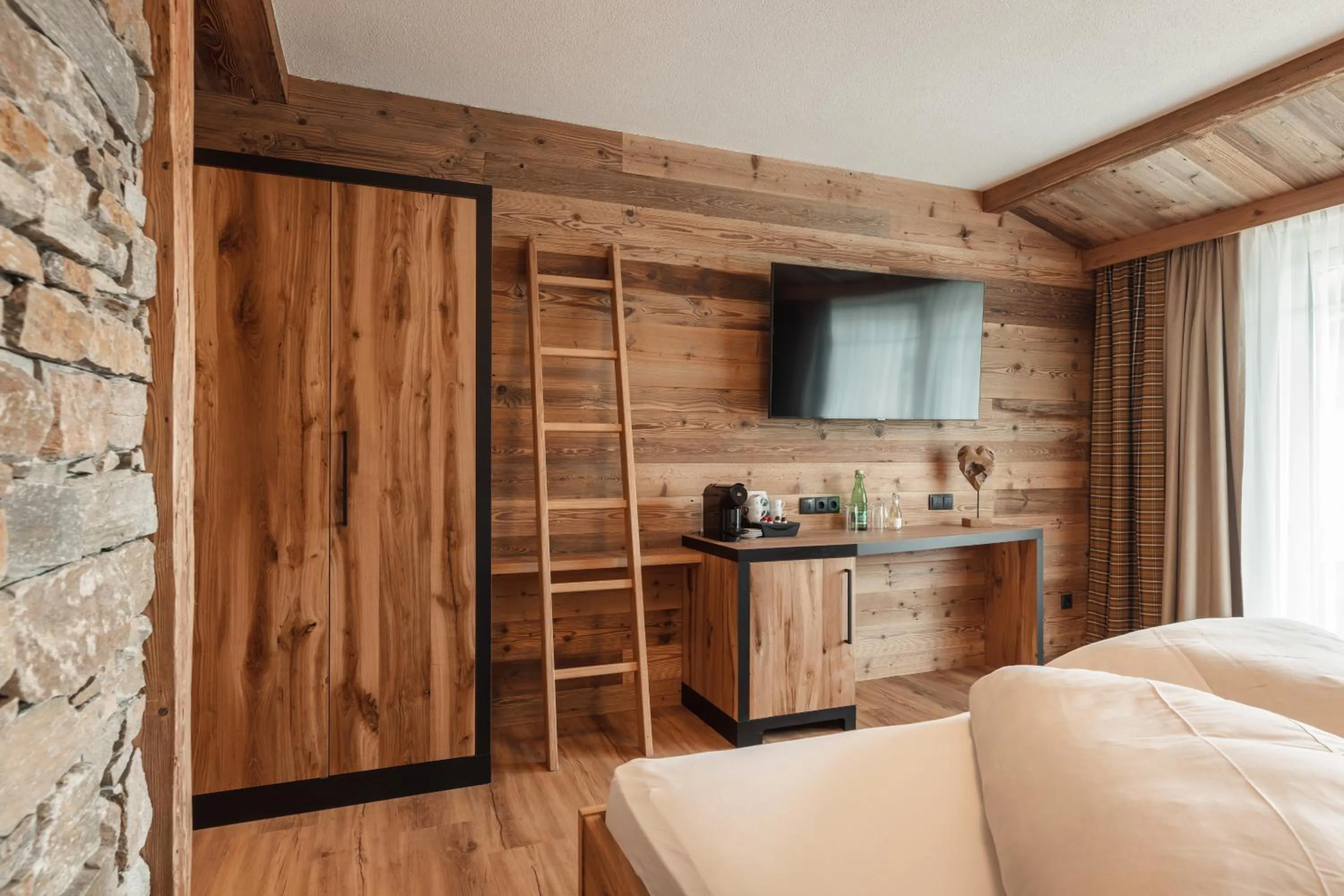 Bedroom, Bed in Kohlerhof - 4 Star Wellness & Active Hotel