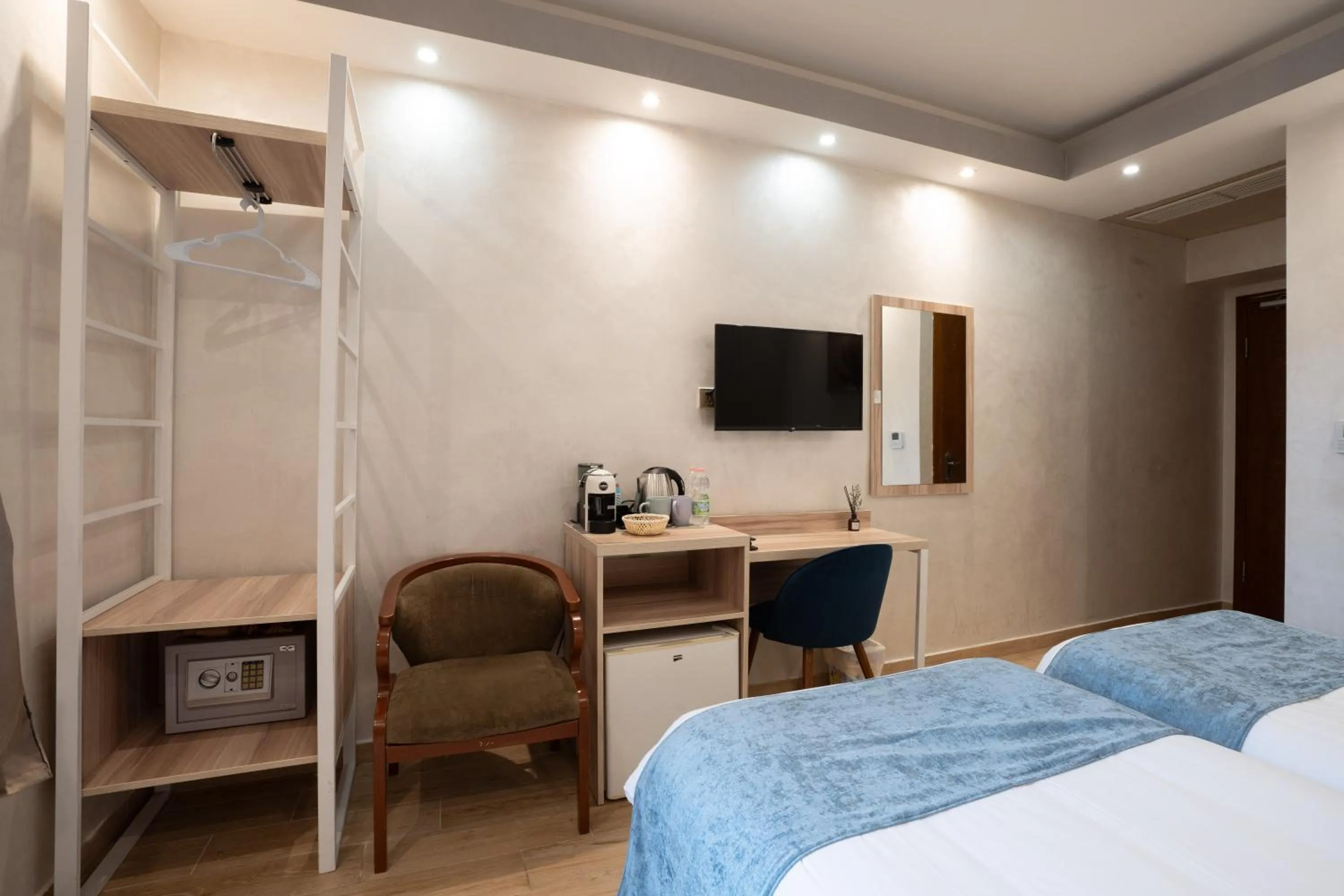 Bed in Rome Love Hotel