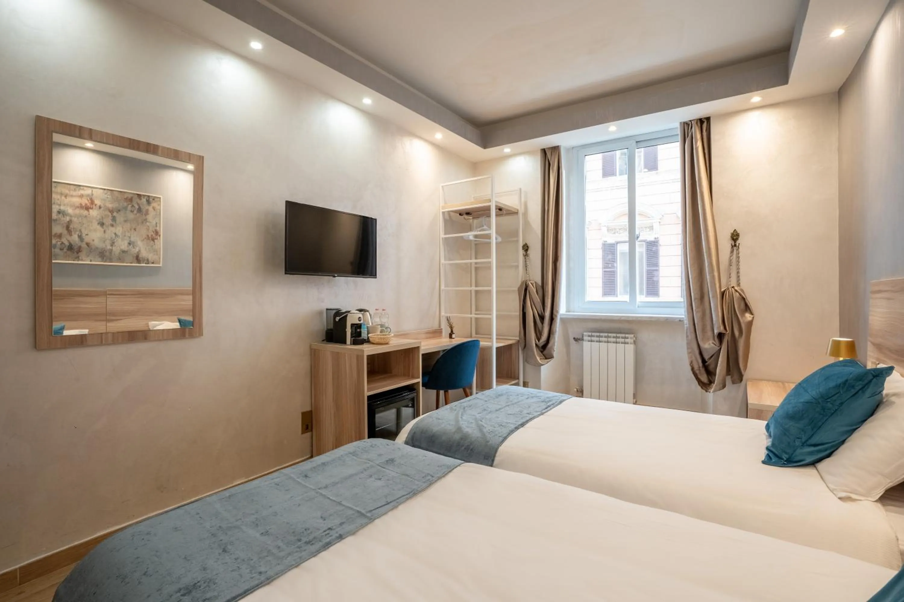 Bedroom, Bed in Rome Love Hotel