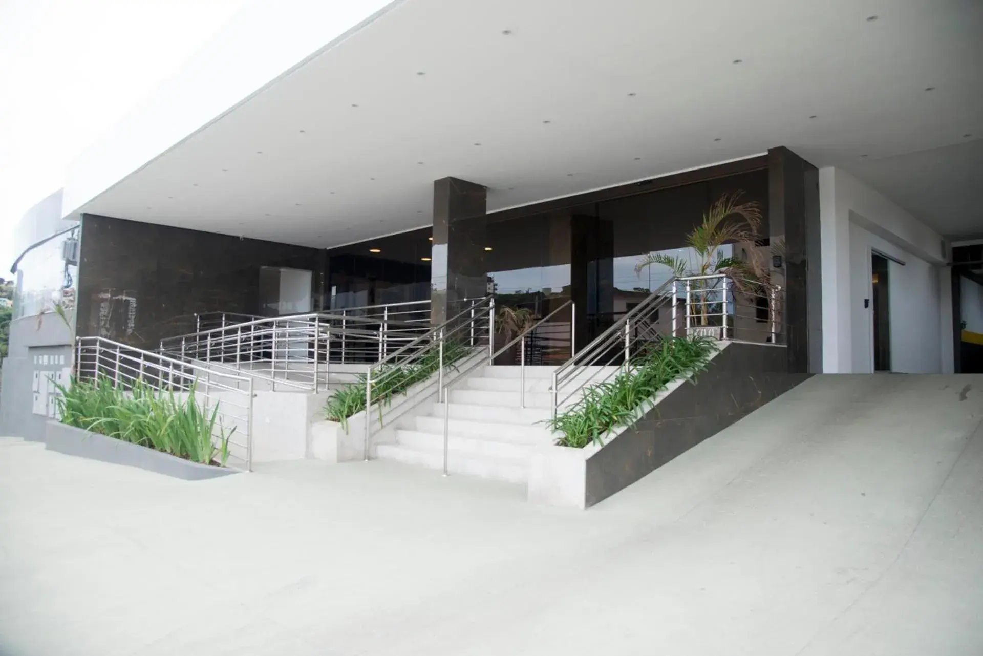 Property building in Hotel H2 Congonhas Property building in Hotel H2 Congonhas