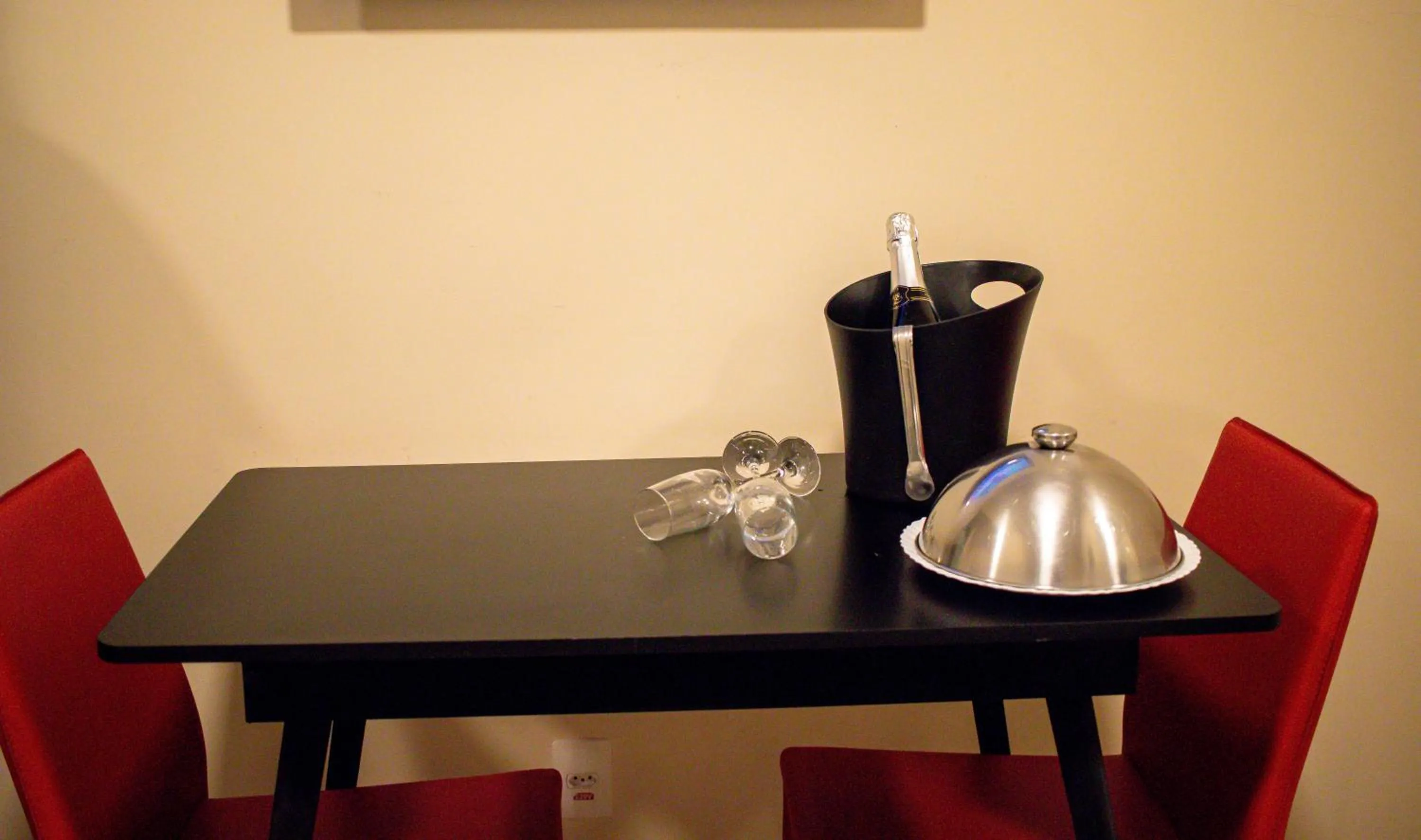 Restaurant/places to eat in Hotel H2 Congonhas