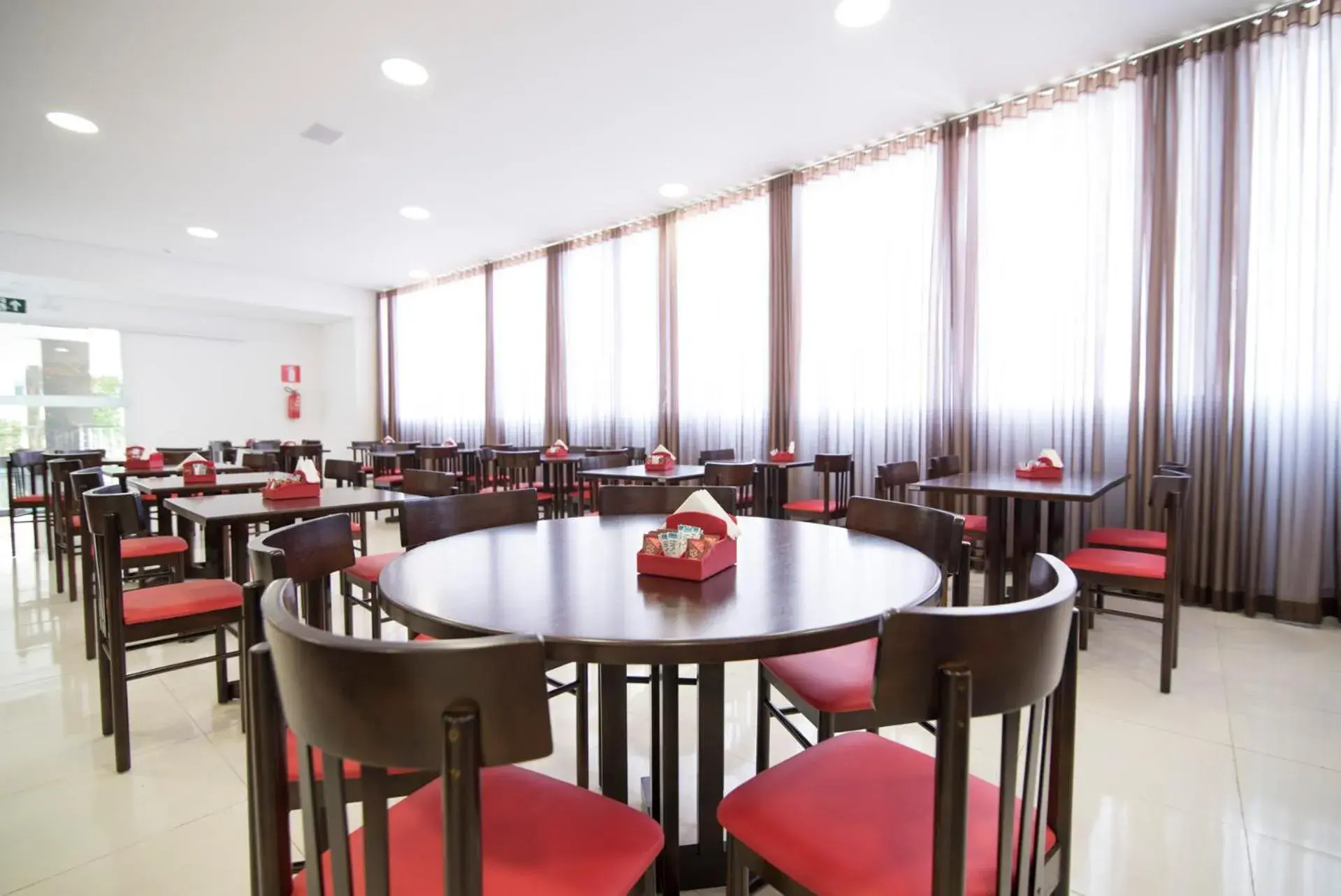 Restaurant/places to eat in Hotel H2 Congonhas Restaurant/places to eat in Hotel H2 Congonhas