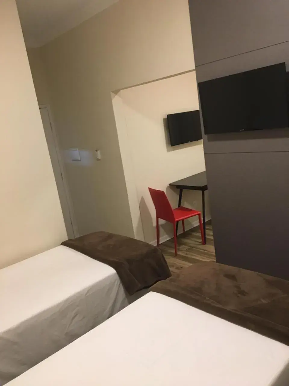 Master Triple Room (3 single beds) in Hotel H2 Congonhas Master Triple Room (3 single beds) in Hotel H2 Congonhas