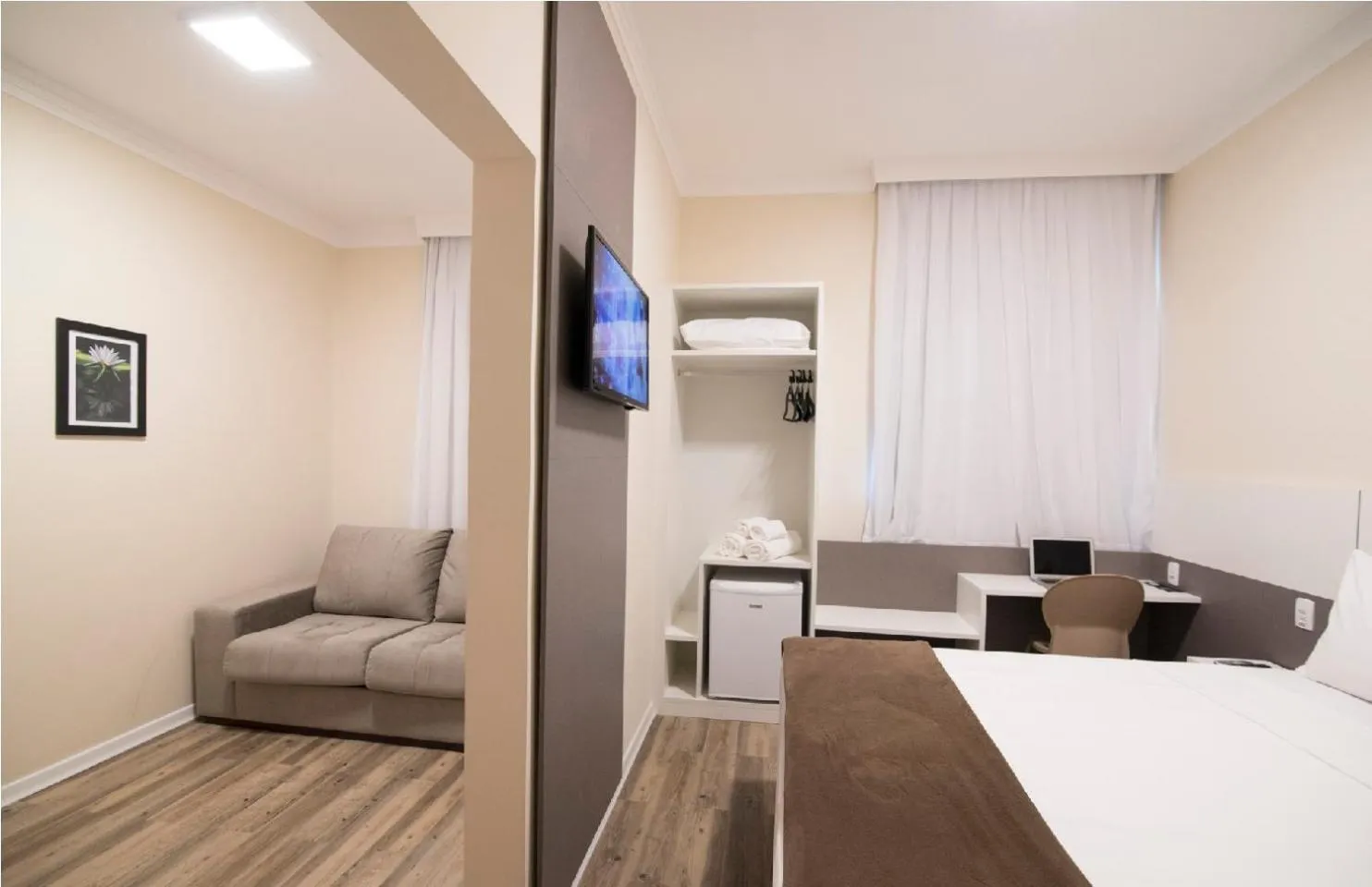 Bedroom, Bed in Hotel H2 Congonhas