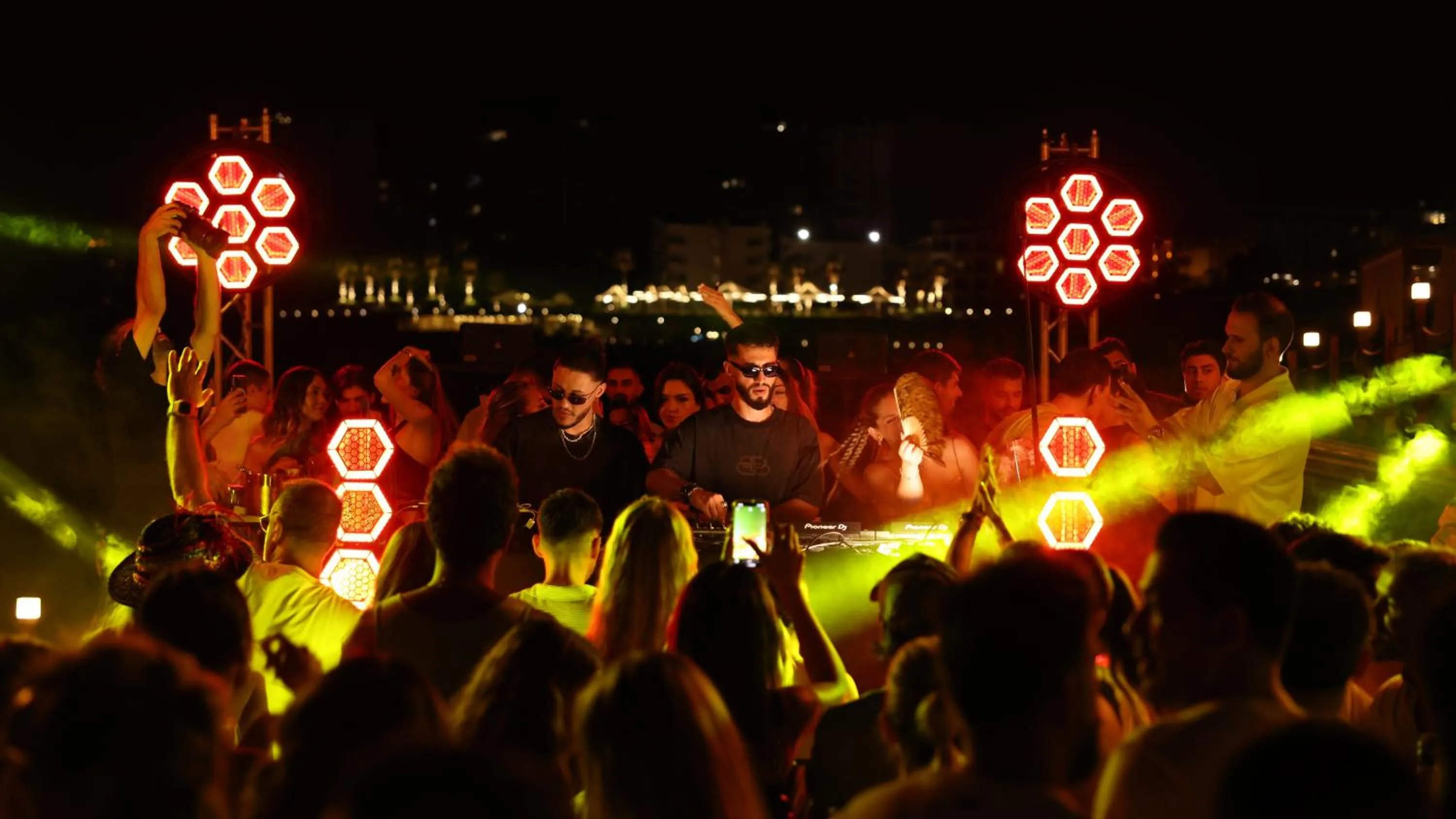 Nightclub / DJ in La Boutique Hotel & Suites - Adults Only