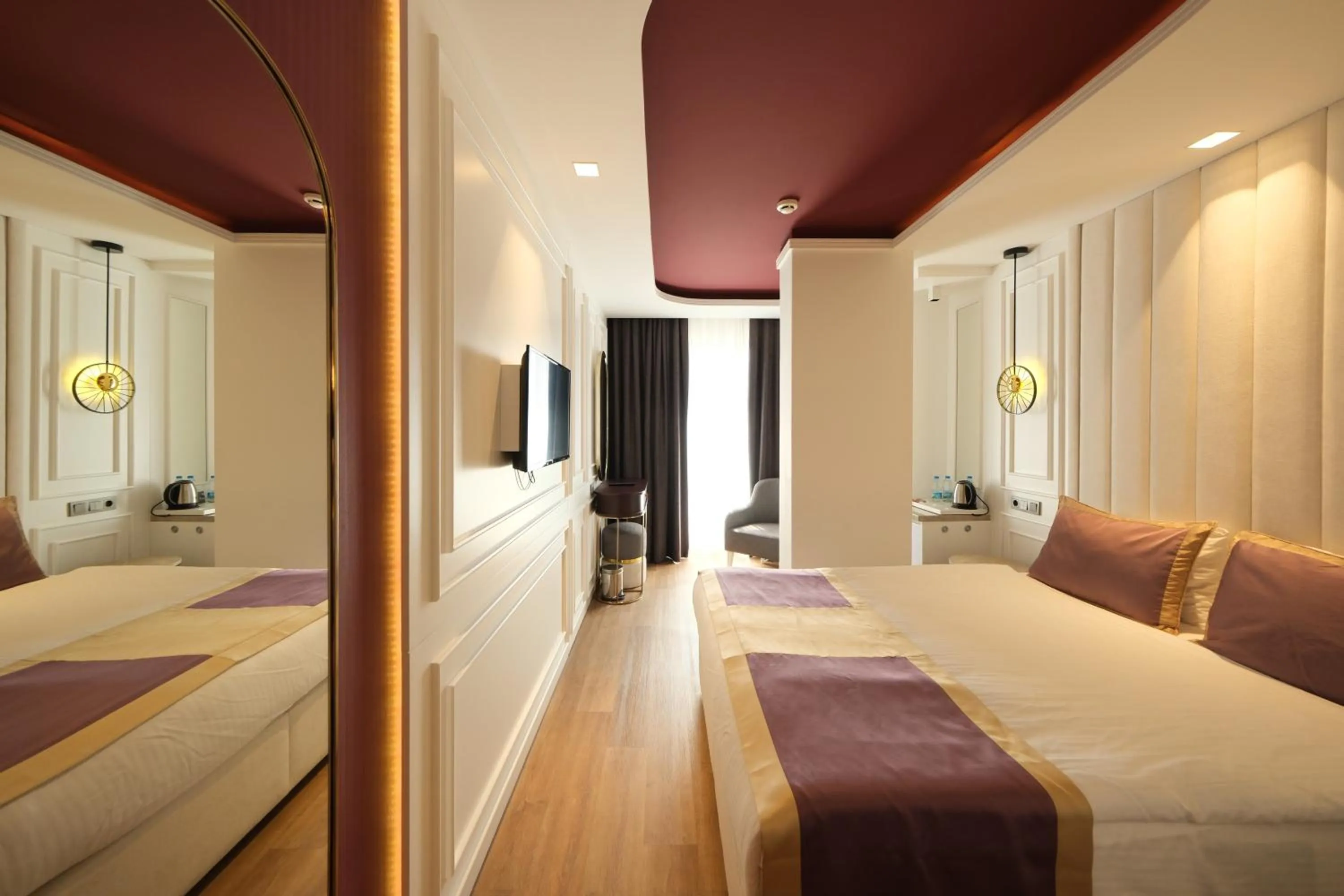 Bed in La Boutique Hotel & Suites - Adults Only
