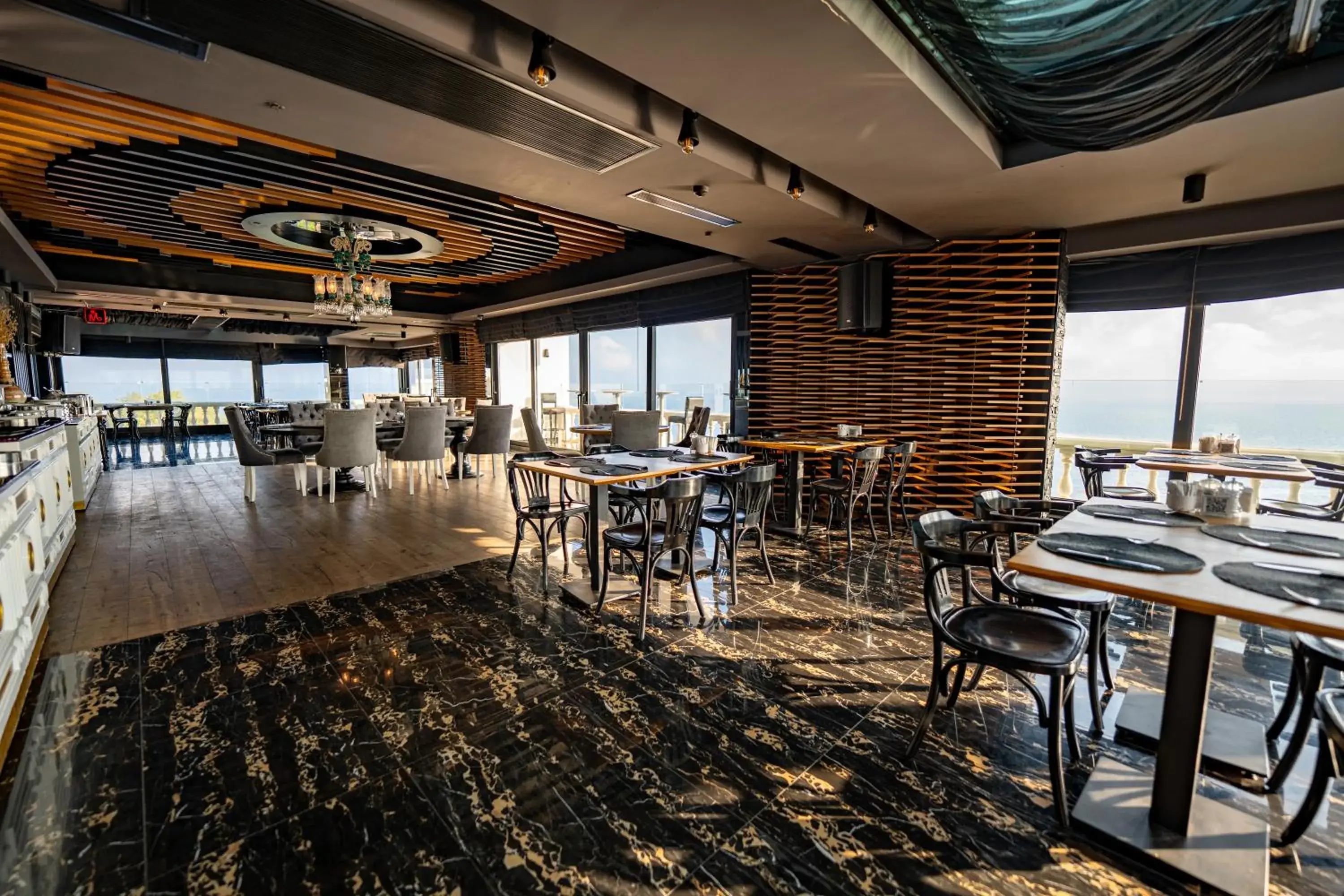 Restaurant/places to eat in La Boutique Hotel & Suites - Adults Only Restaurant/places to eat in La Boutique Hotel & Suites - Adults Only