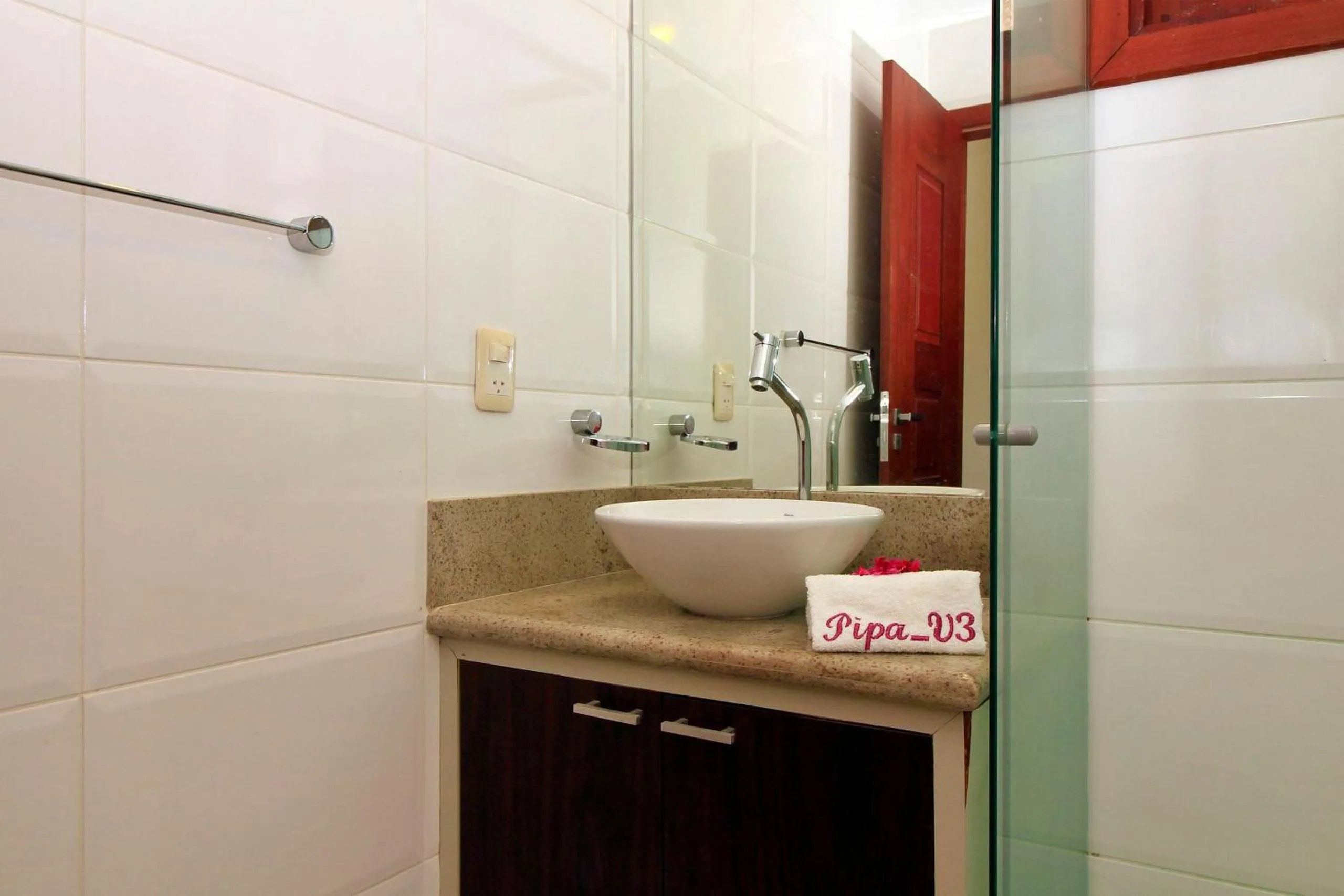 Toilet in Pipa Beleza Suítes