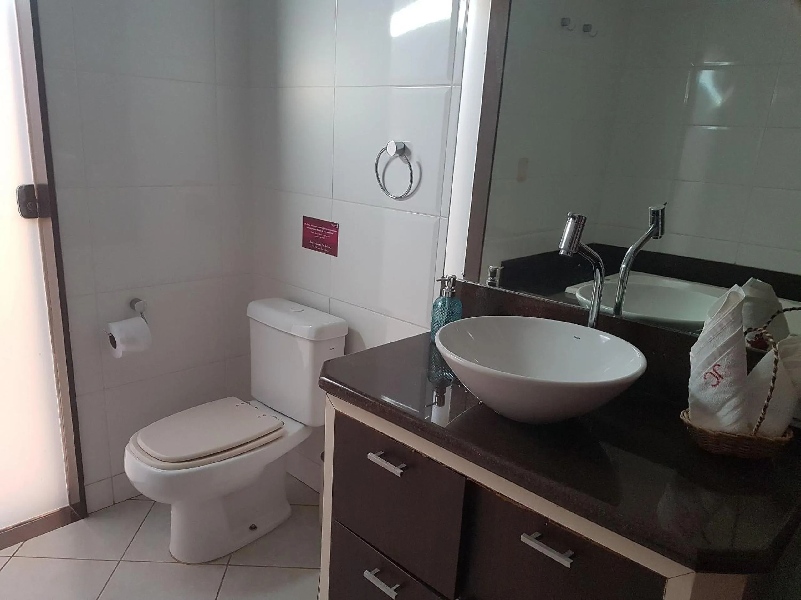 Toilet in Pipa Beleza Suítes