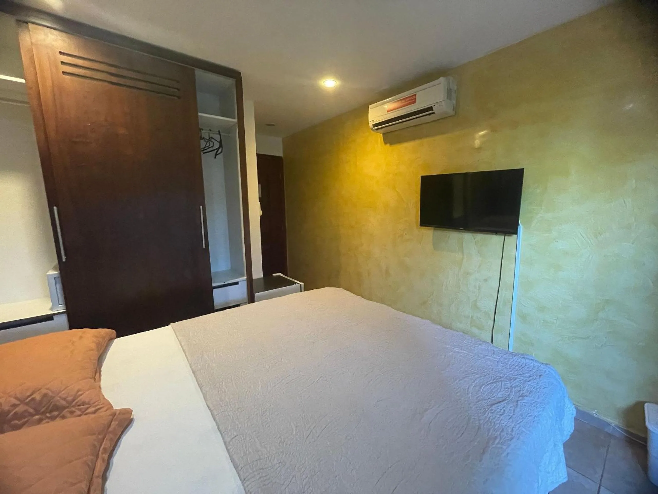 Bedroom, Bed in Pipa Beleza Suítes