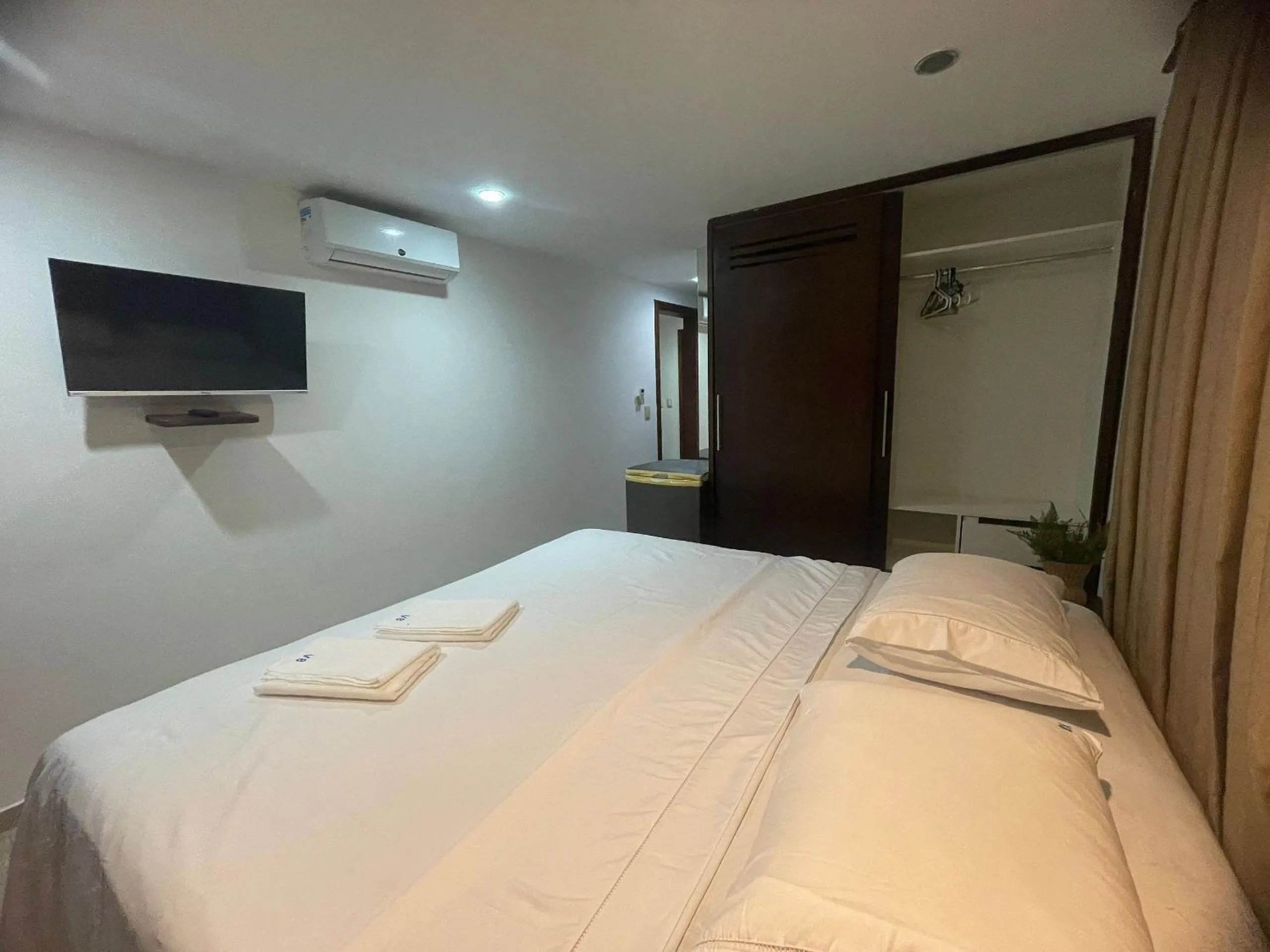 Bedroom, Bed in Pipa Beleza Suítes