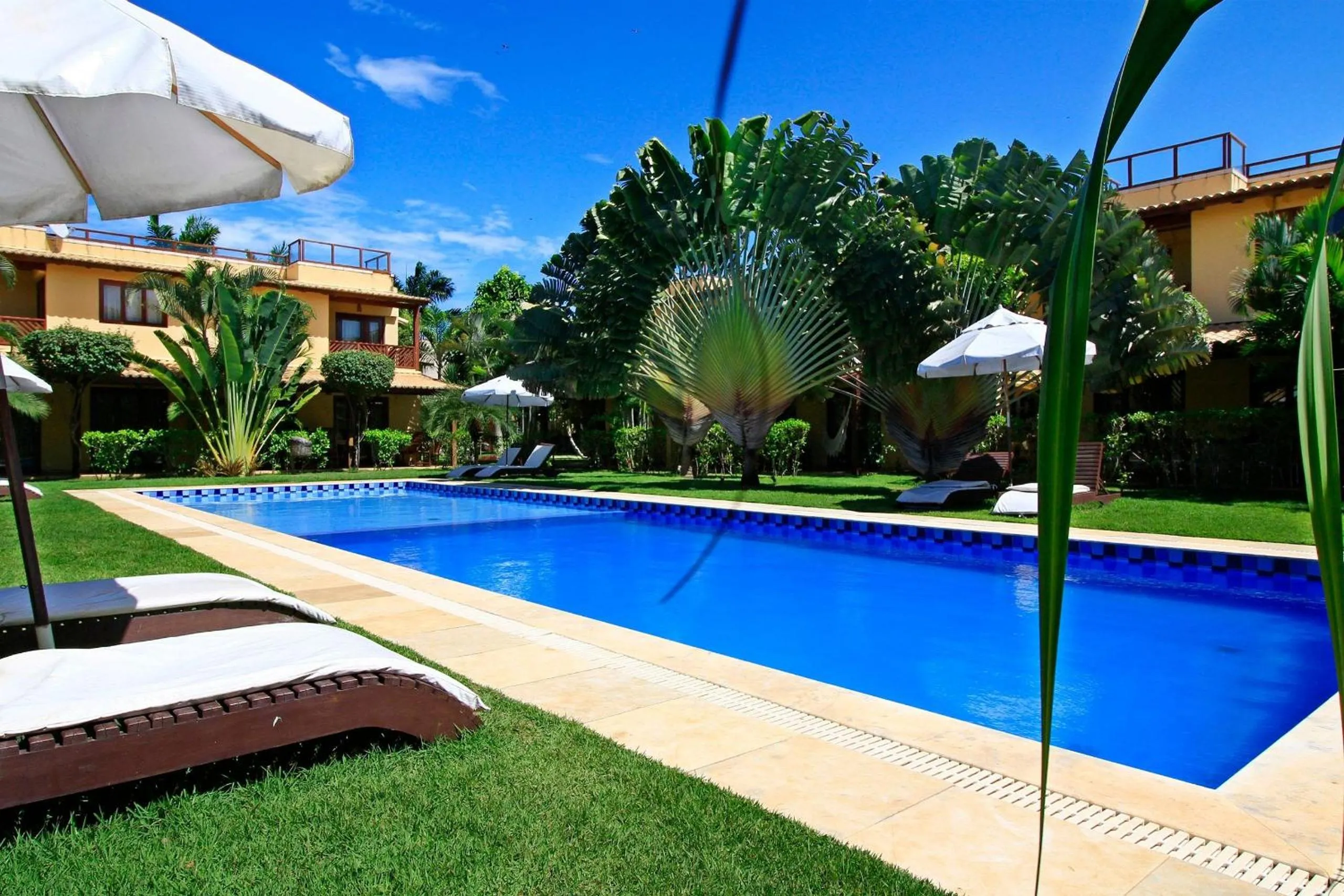 Pool view in Pipa Beleza Suítes