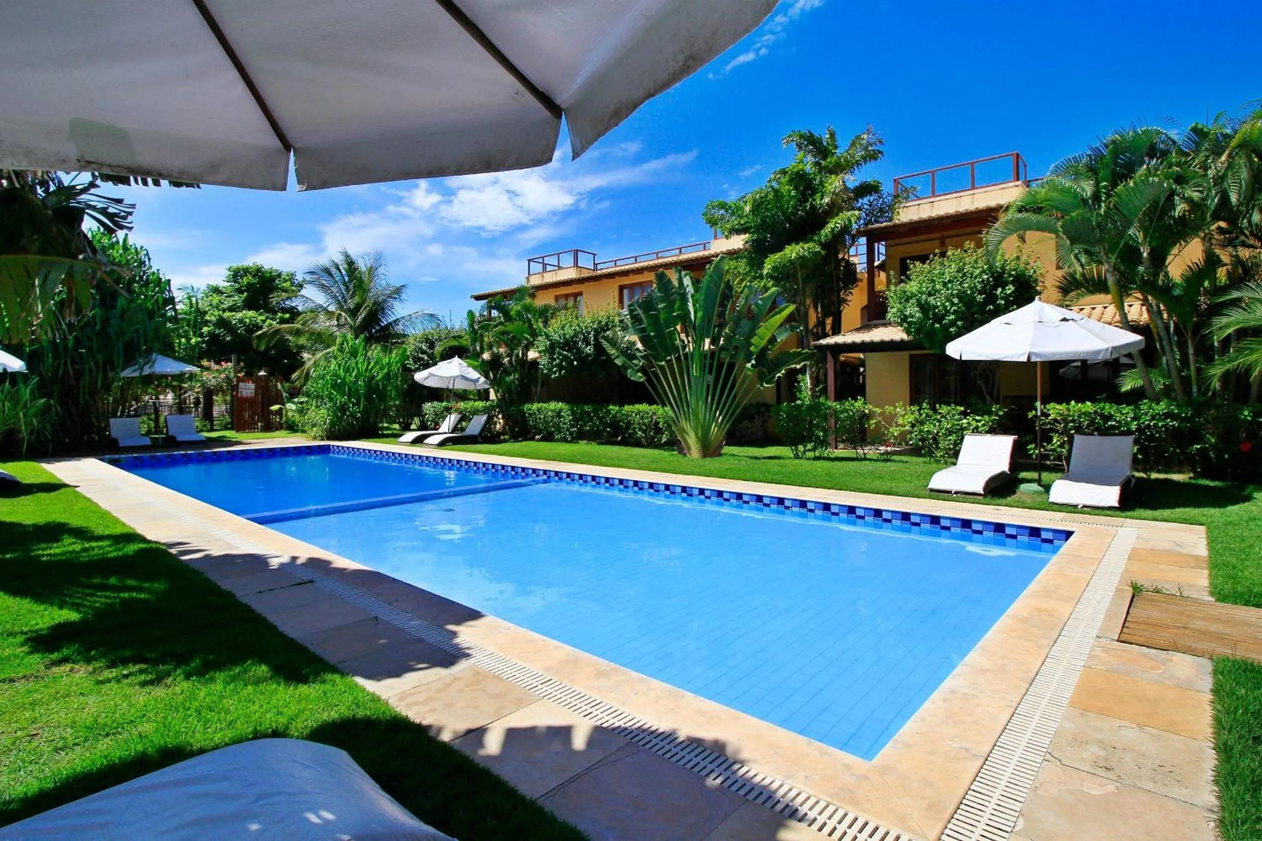 Pool view in Pipa Beleza Suítes