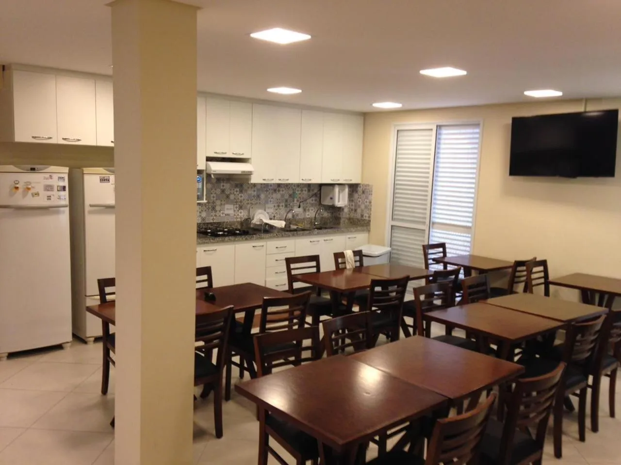 Kitchen or kitchenette in Tapera Hostel