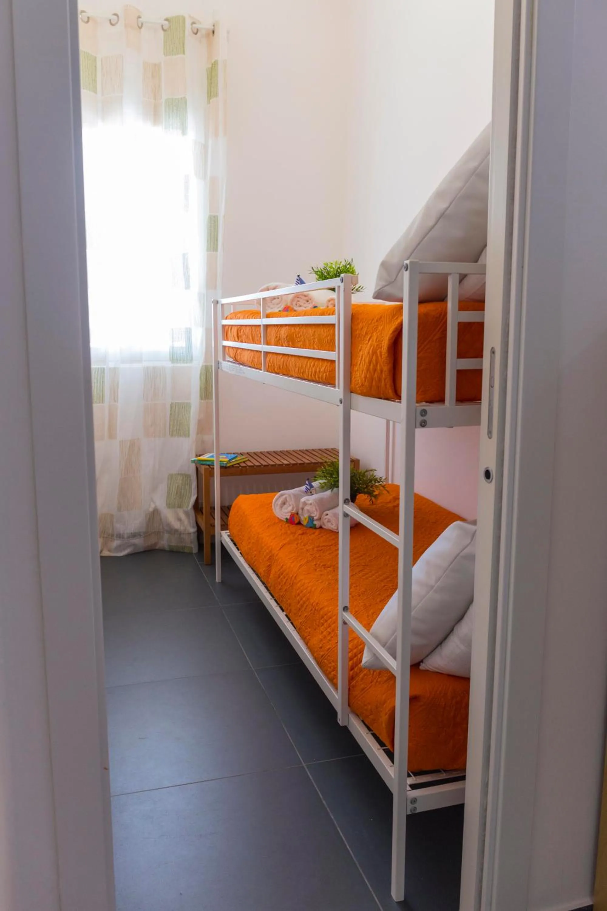 bunk bed, Bed in Mareinsicilia Cannamara Appartamenti