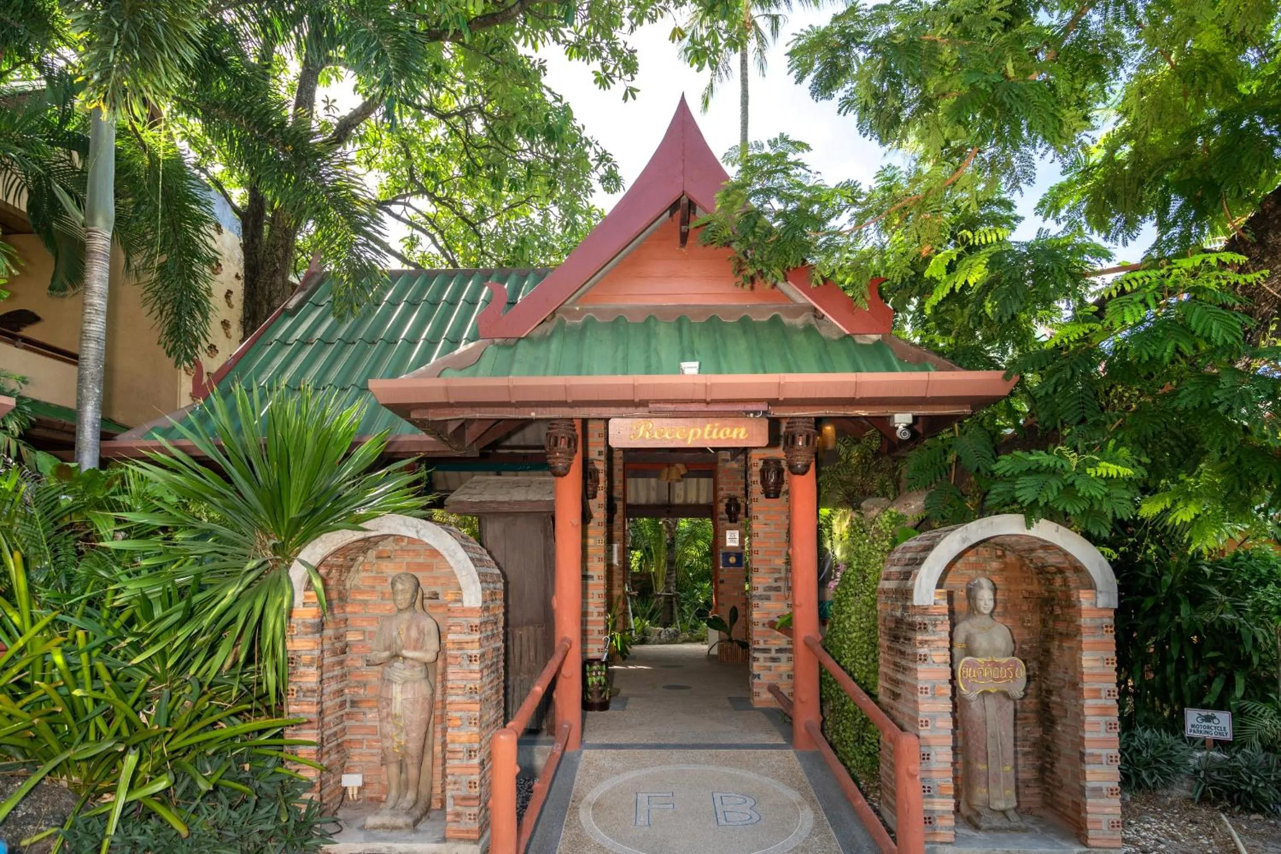 Facade/entrance in Friendship Beach Resort & Atmanjai Wellness Centre