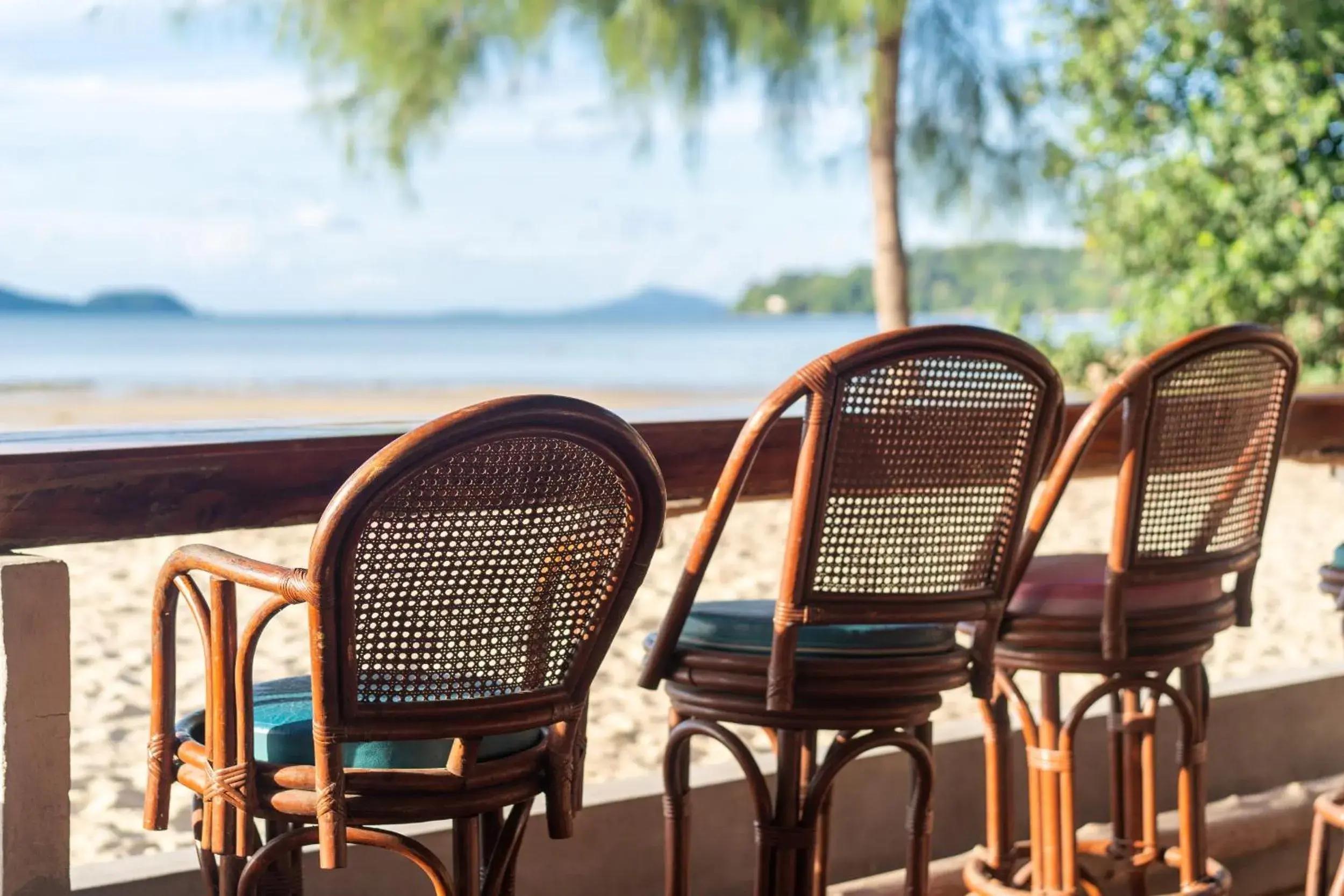 Restaurant/places to eat in Friendship Beach Resort & Atmanjai Wellness Centre Restaurant/places to eat in Friendship Beach Resort & Atmanjai Wellness Centre